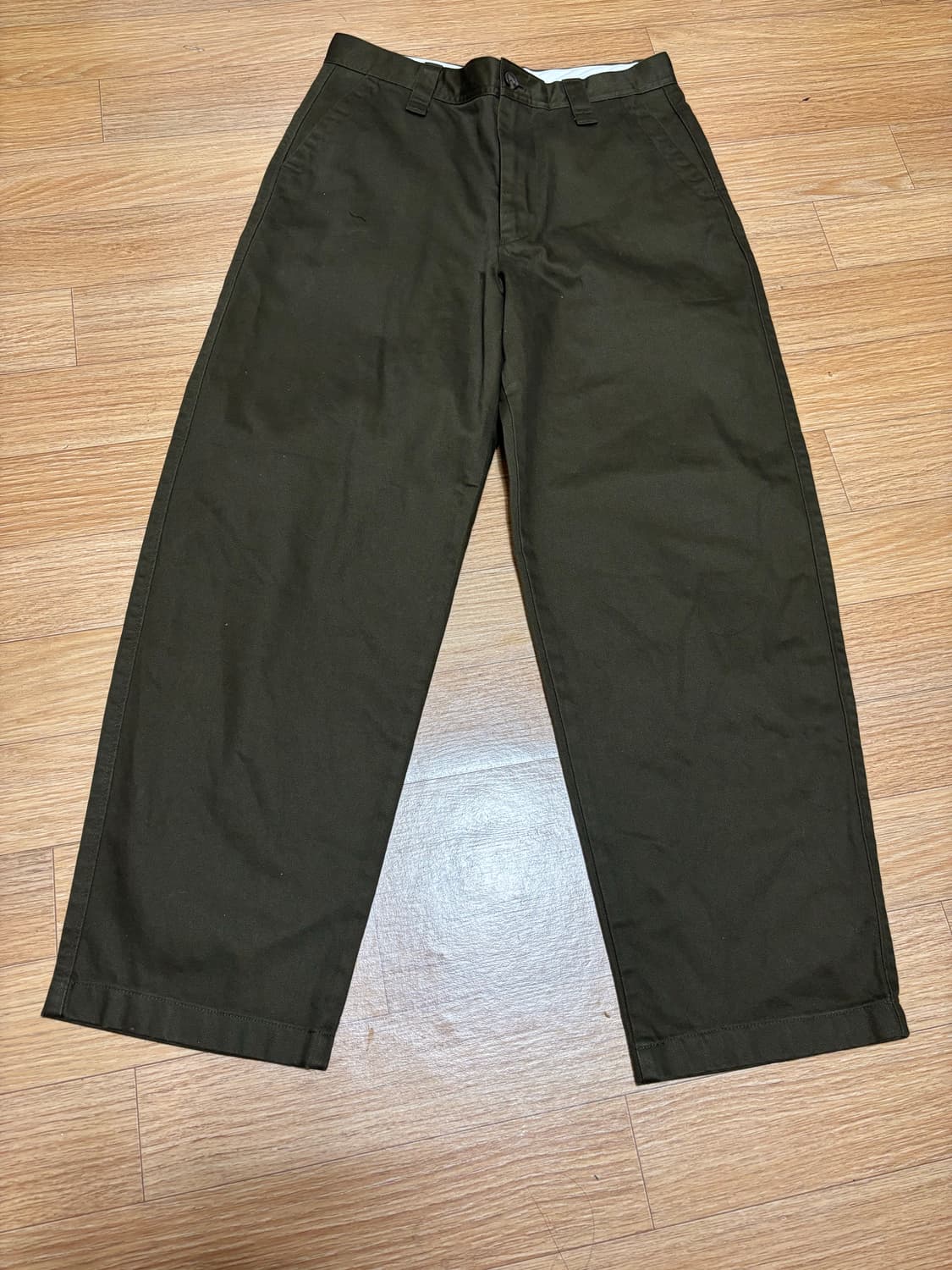 유니클로 U 올리브 와이드 팬츠 31인치 상품이미지3