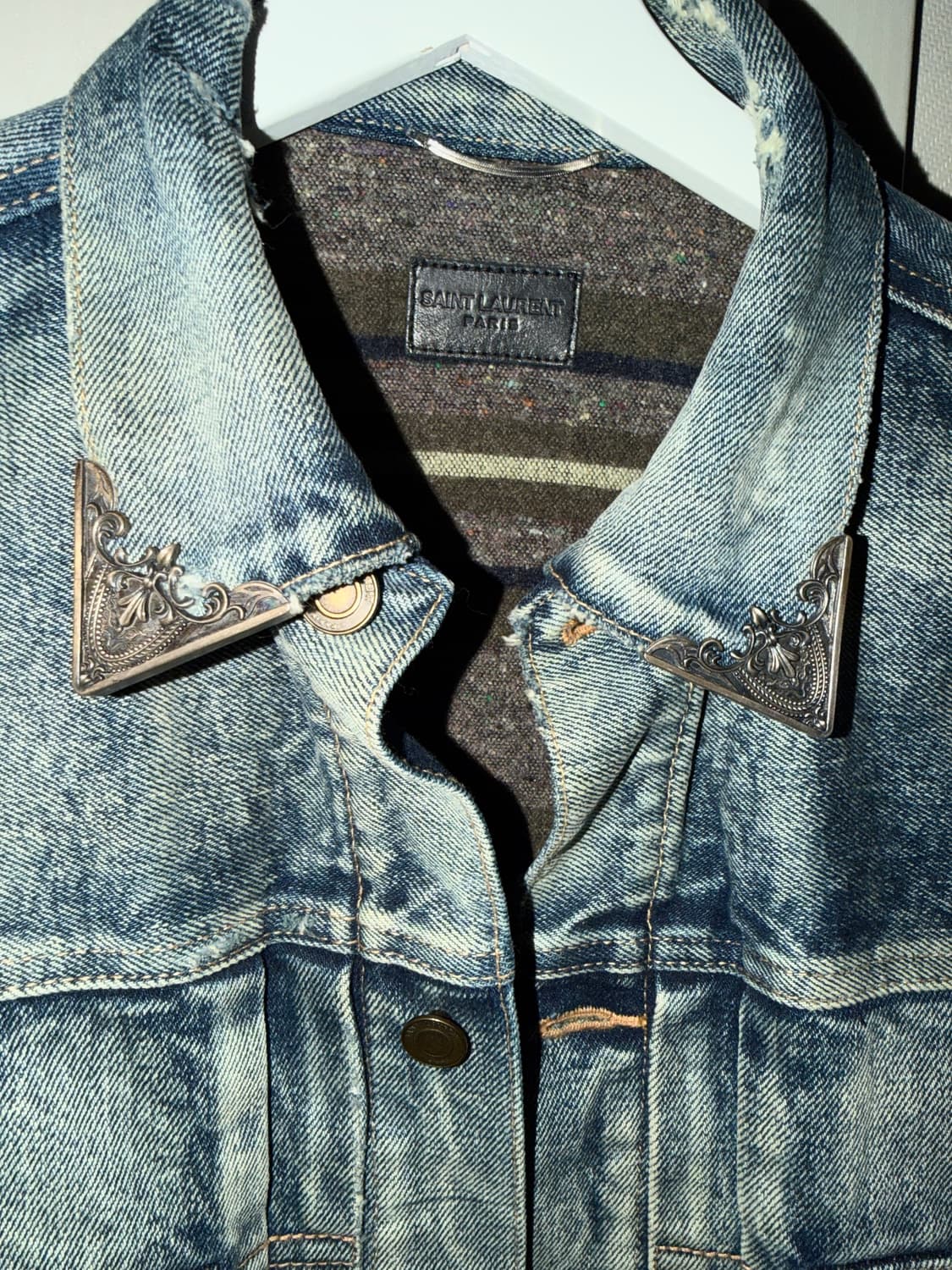 생로랑 디스트로이드 데님자켓 ERD 실버 커스텀 상품이미지3