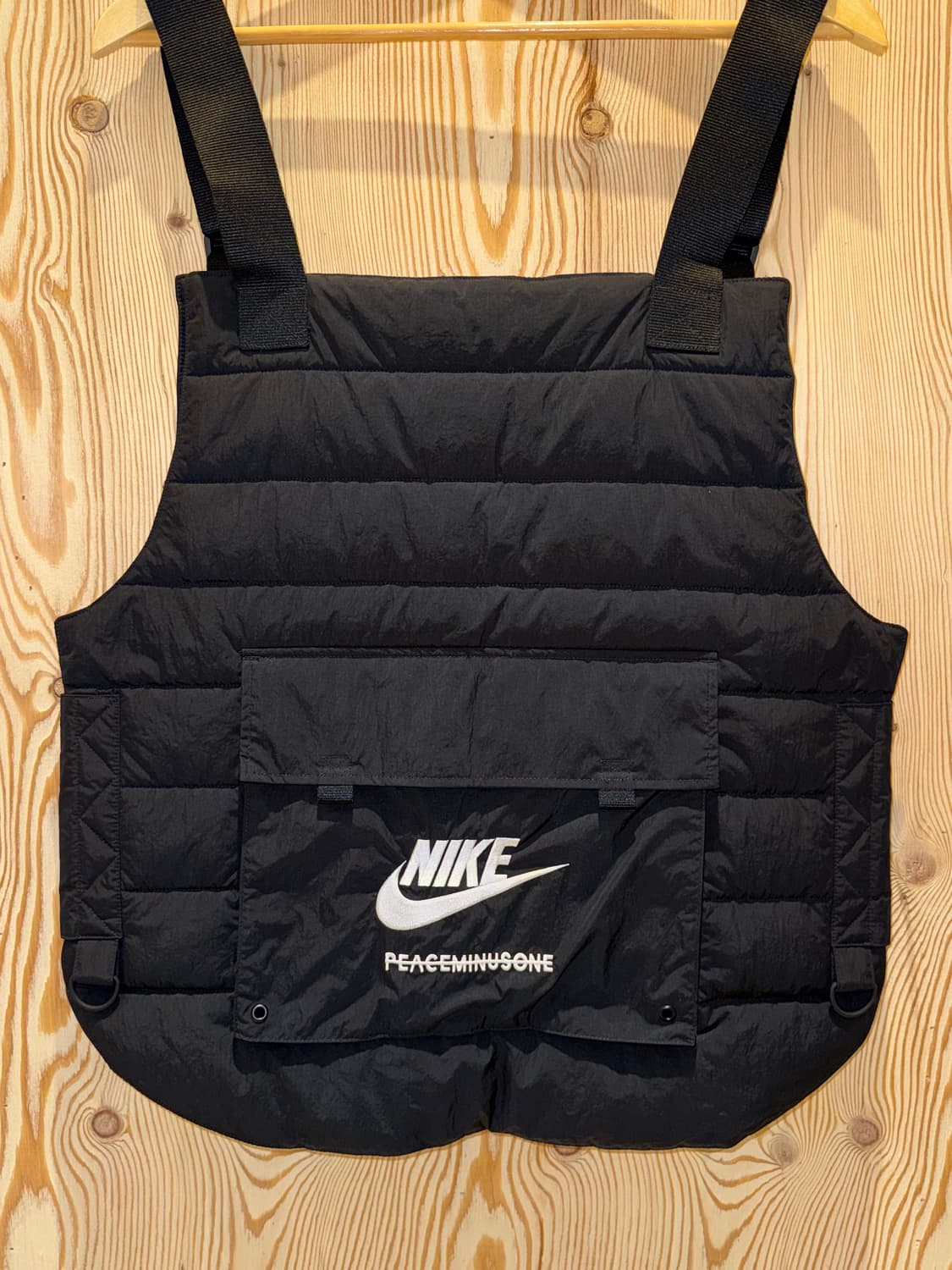 나이키 X 피스마이너스원 방탄 베스트 상품이미지2