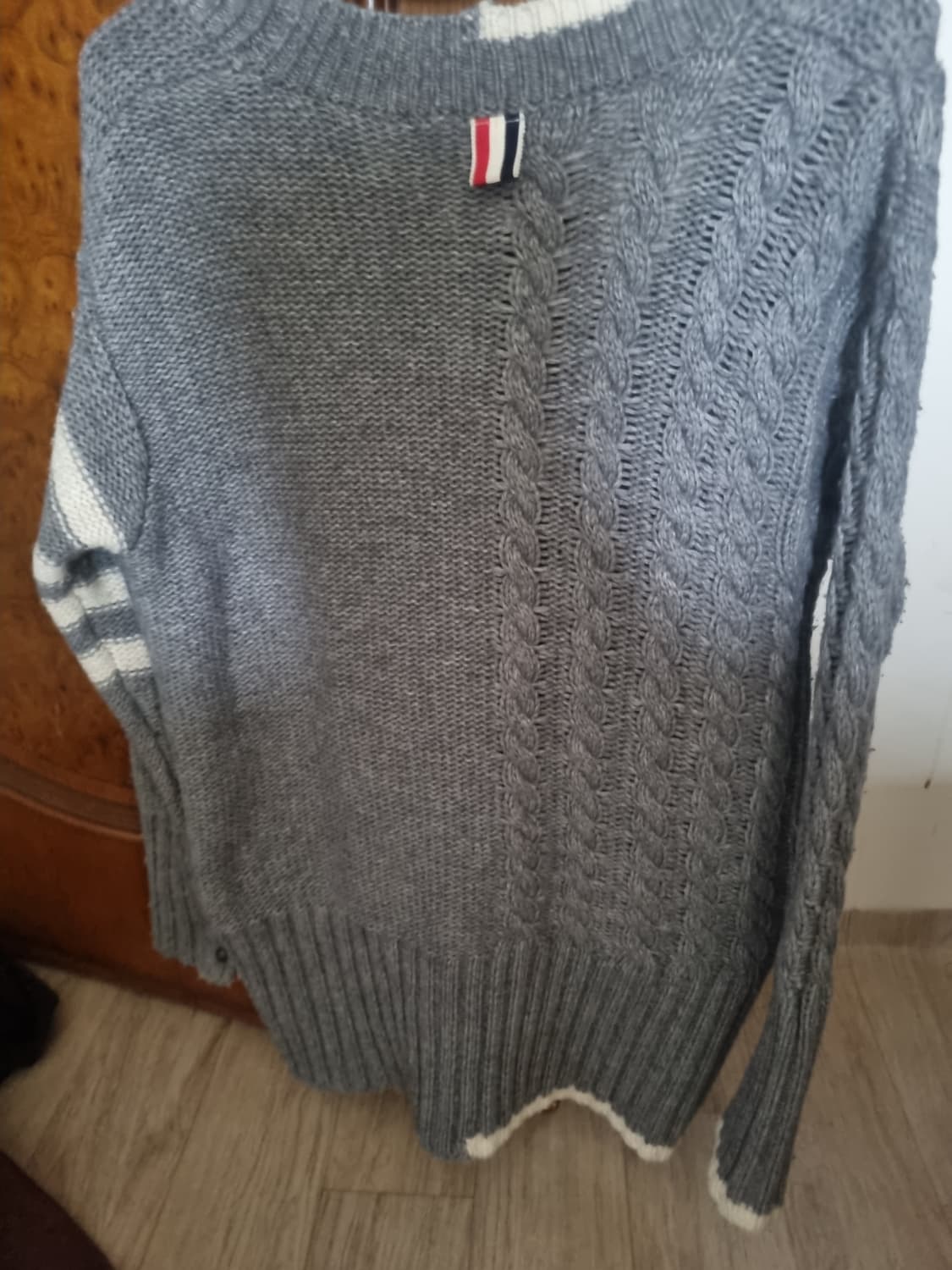 톰브라운 케이블니트가디건.   M/L 상품이미지2