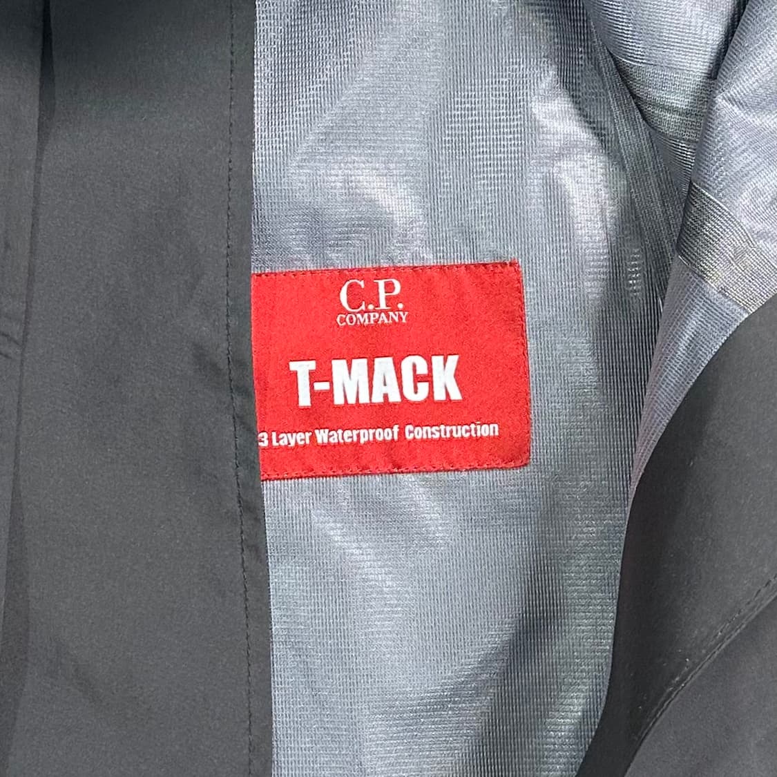 Cp컴퍼니 블랙 나일론 레인 코트 상품이미지8