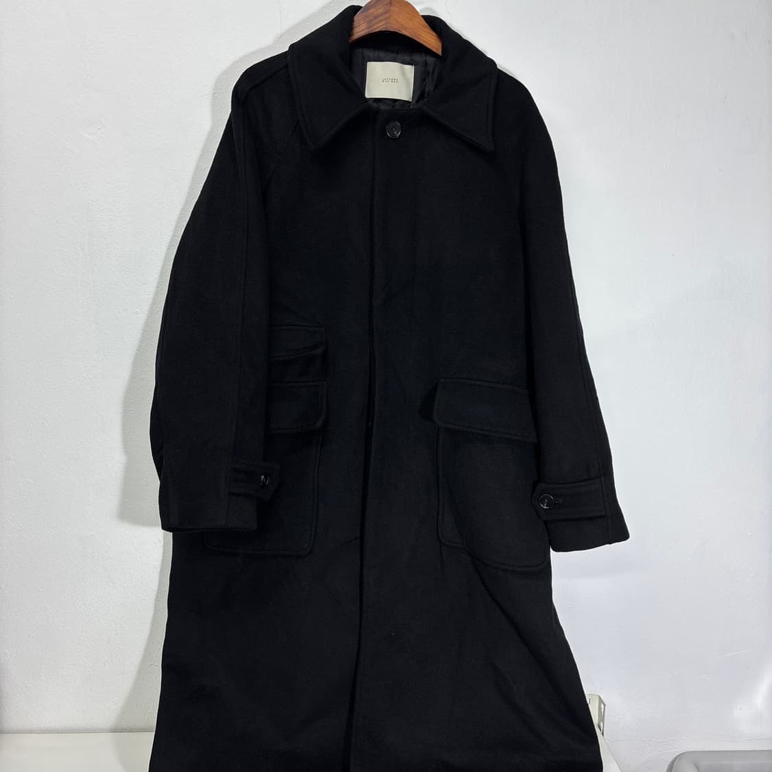 OS 라퍼지스토어 블랙 루즈오버핏 울 발마칸롱코트 상품이미지1