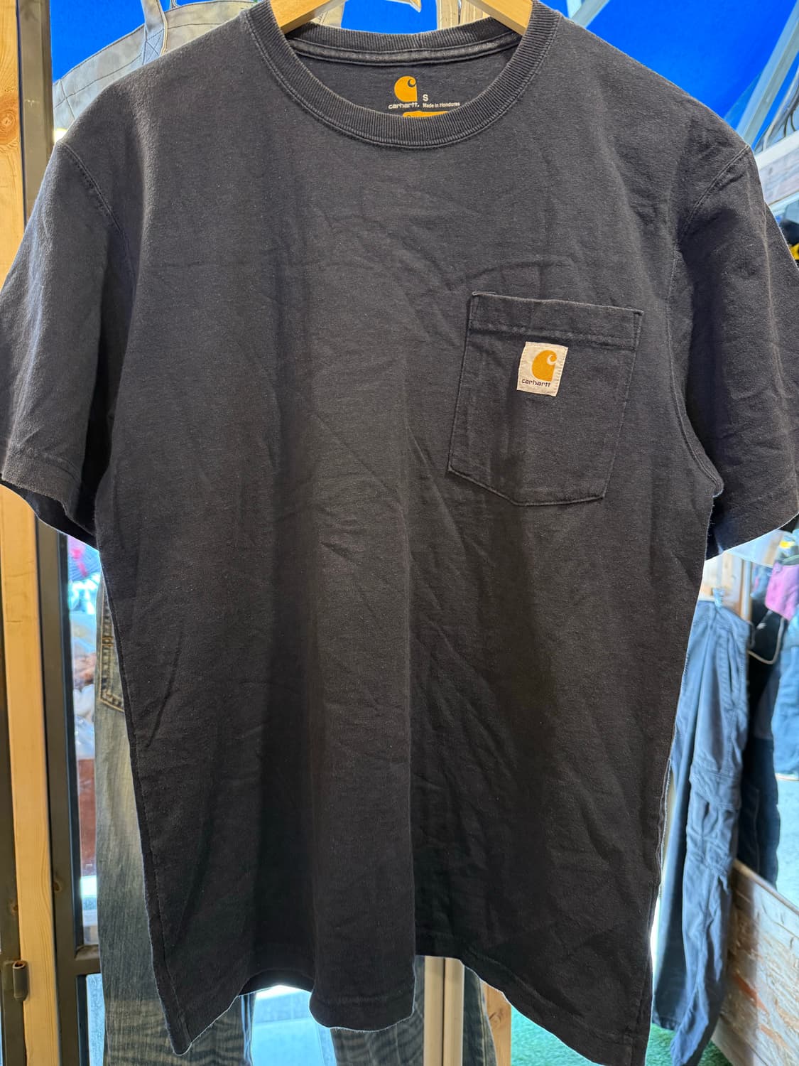 칼하트 네이비 반팔 티셔츠 상품이미지1