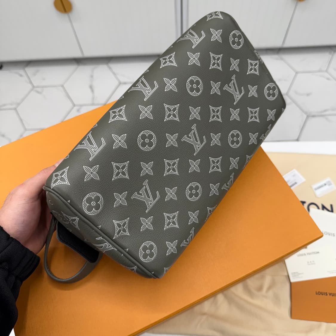 [25년/풀박스] 루이비통 쉐도우 돕키트 상품이미지4