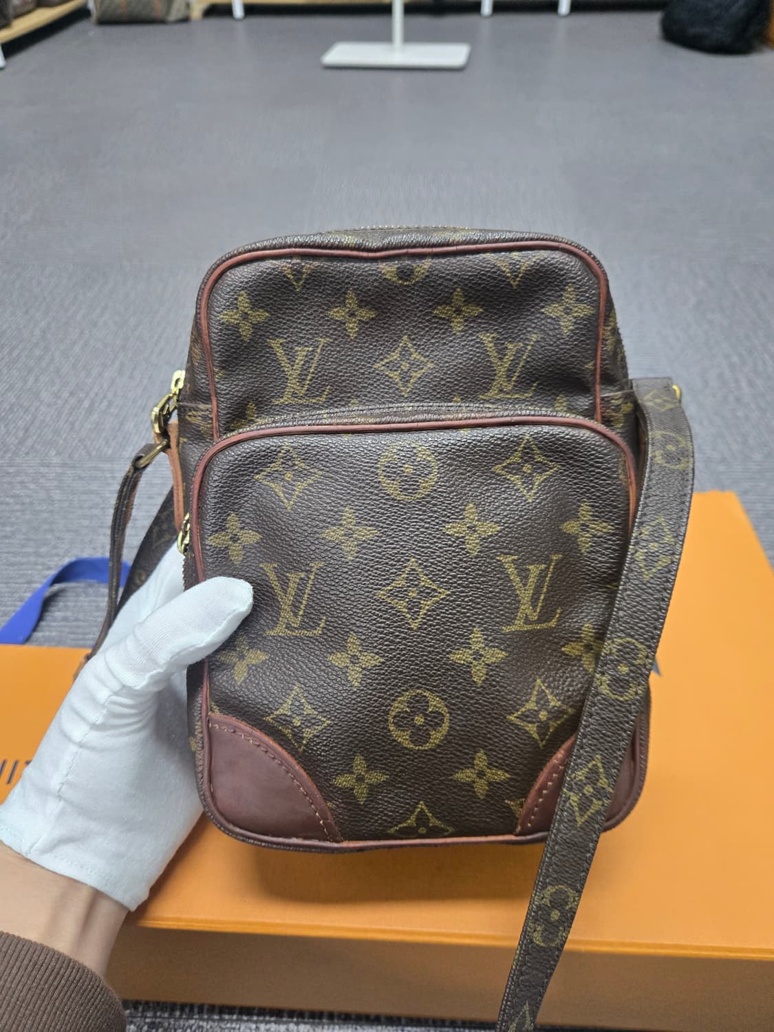 [특가][정품]루이비통 아마존 크로스백 상품이미지2