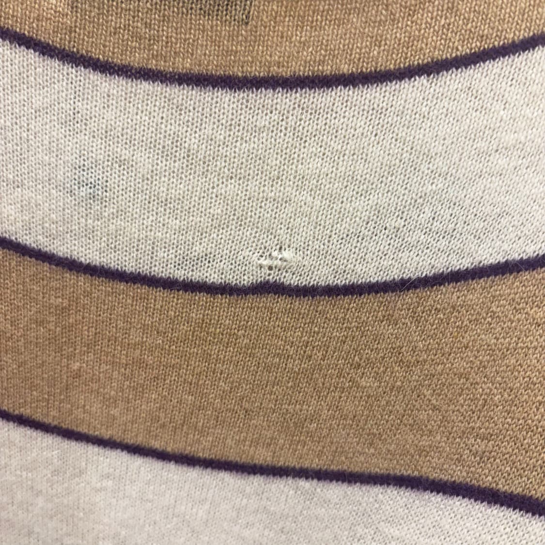 버버리 런던 니트 미디 원피스 배색 스트라이프 버튼 넥 디테일 베이지 상품이미지9
