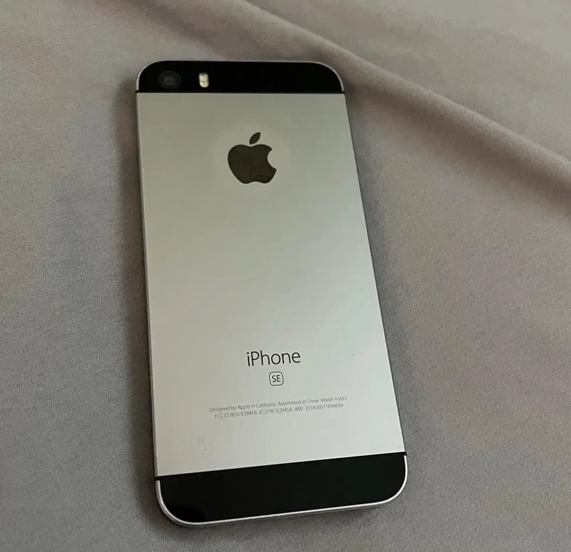 아이폰 se1 스페이스 그레이 16기가 상품이미지2