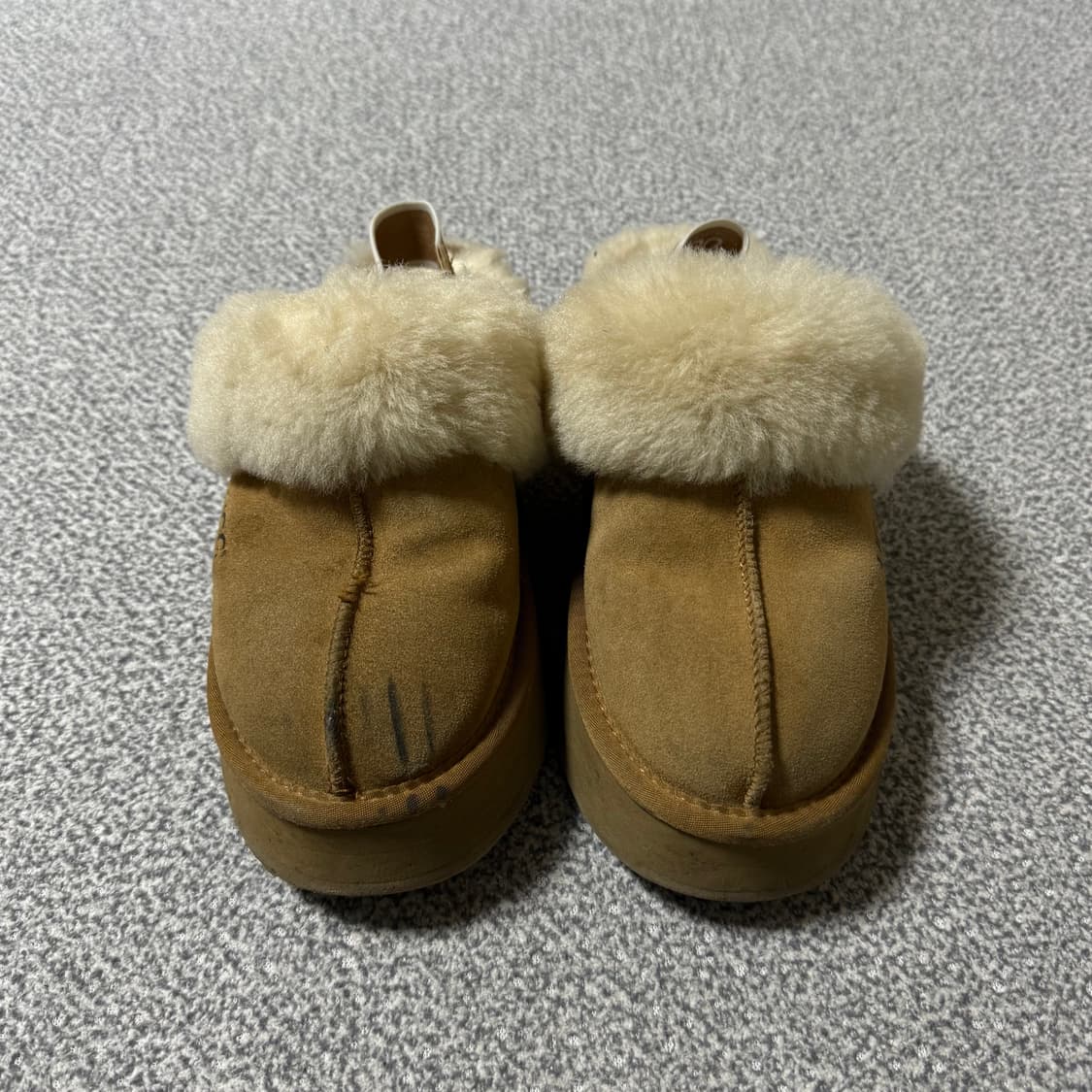 UGG 어그 슬리퍼 235 상품이미지3