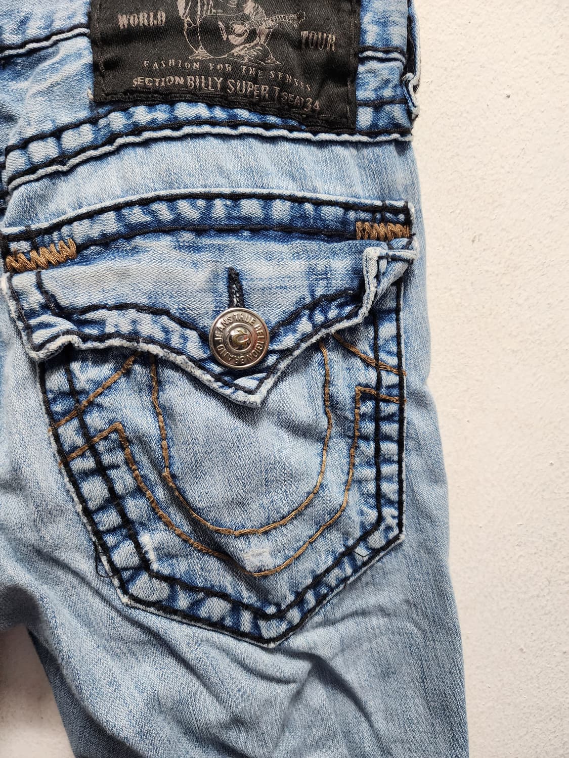 트루릴리젼 USA 워싱 BILLY SUPER T 부츠컷 청바지 상품이미지3