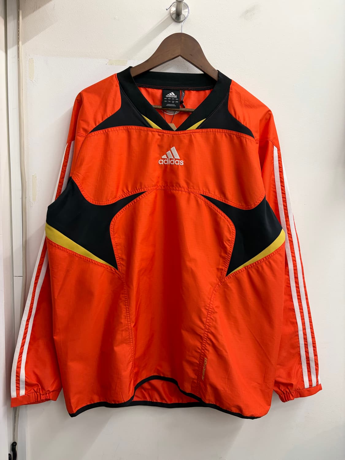 N34. 아디다스 빈티지 웜업 상품이미지1