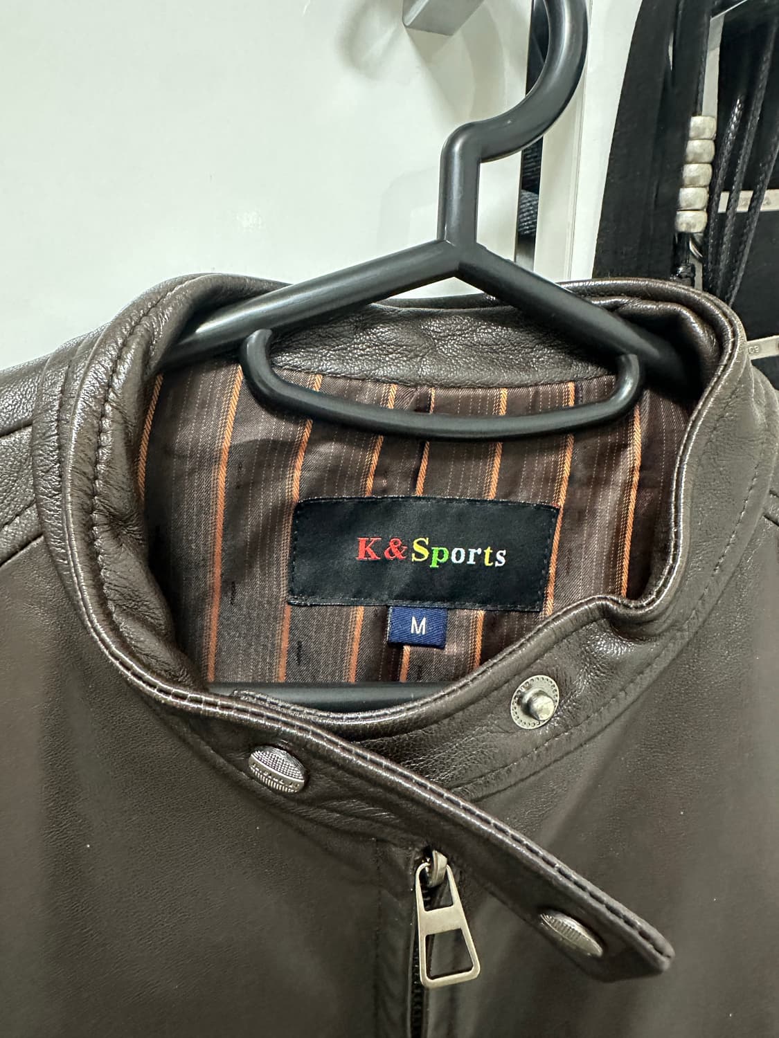 k&sport(k.club.n) 넥 버클 레더 집업 자켓 상품이미지3