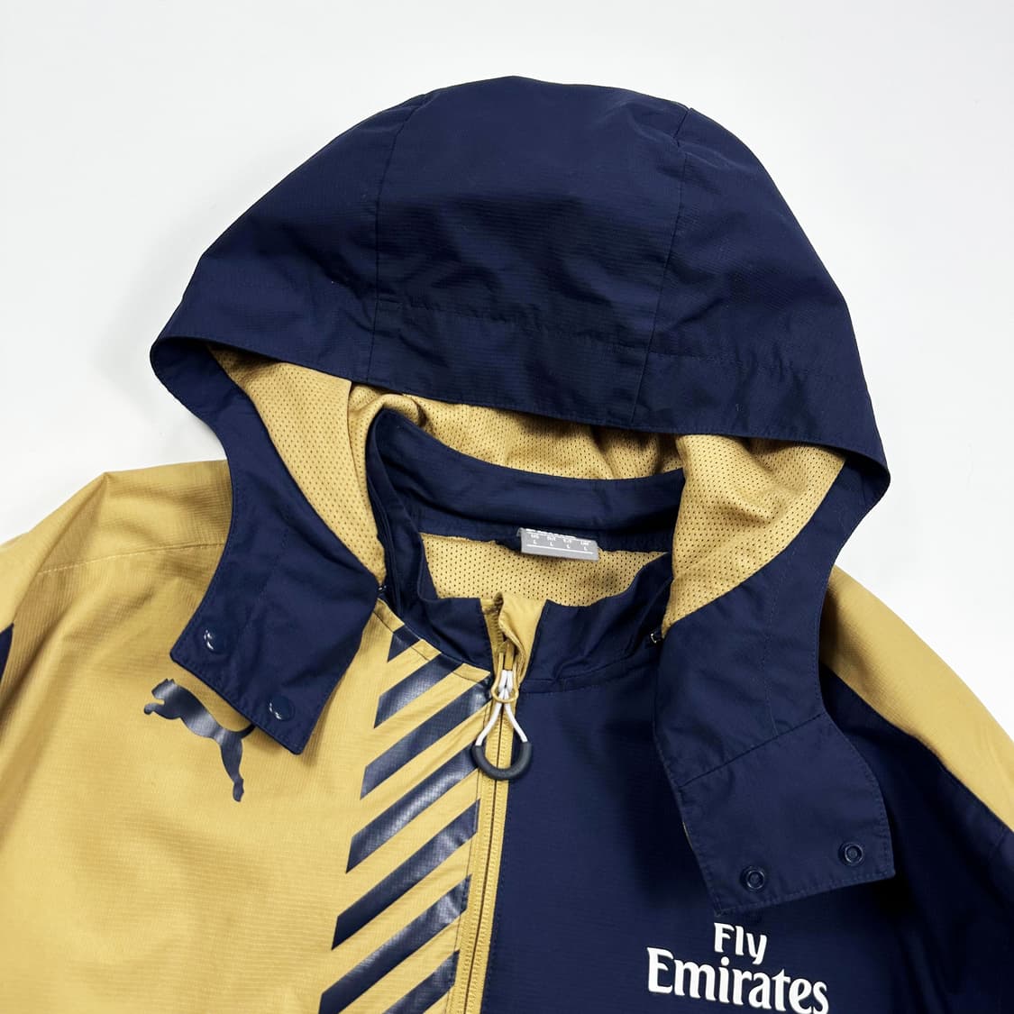 퓨마 아스날 15-16시즌 바람막이 자켓 L 상품이미지3