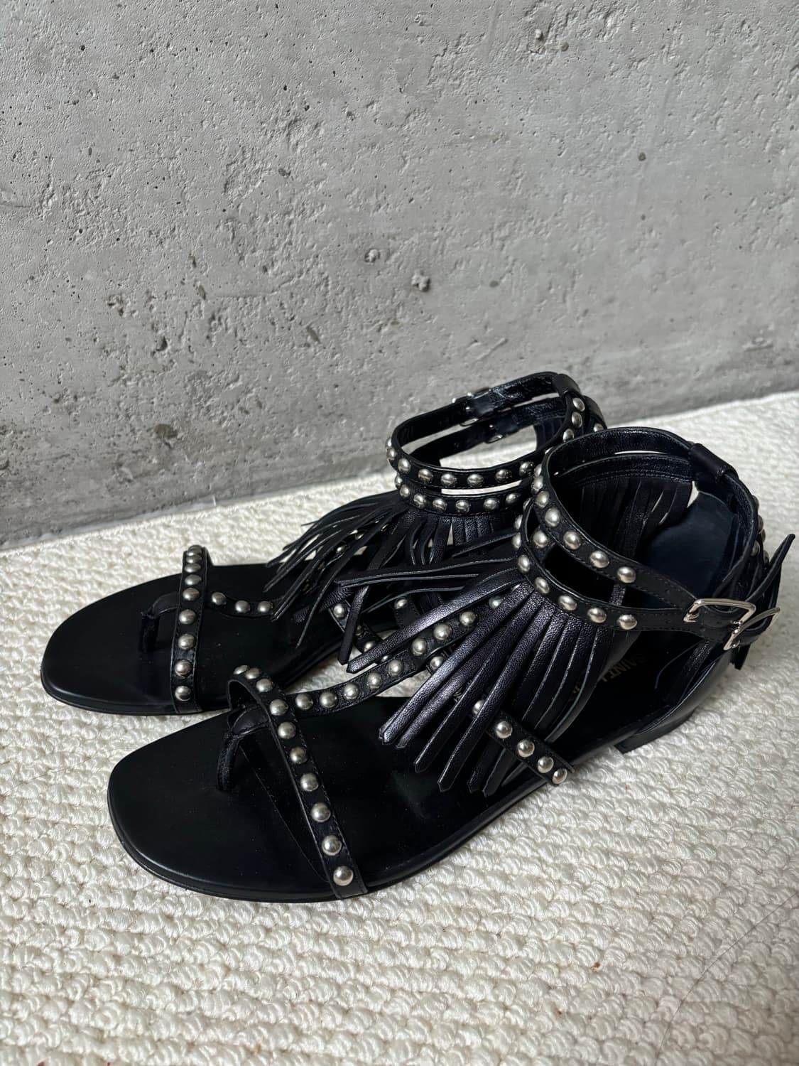 saint laurent fringe studded sandals 상품이미지1
