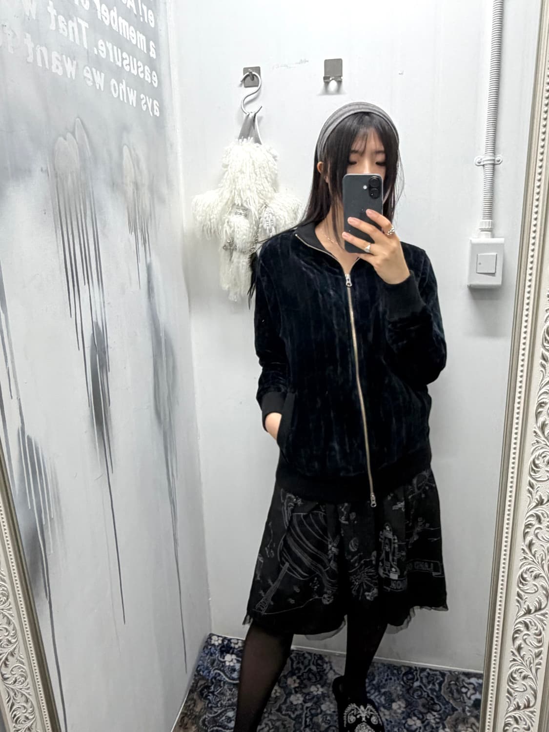 Velvet Zip-Up Jacket 상품이미지7