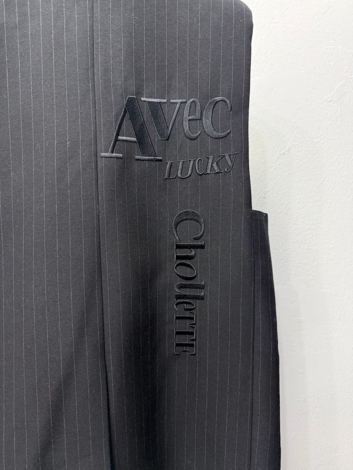 정품) 럭키슈에뜨 22ss 여성 자수 베스트 36 상품이미지5