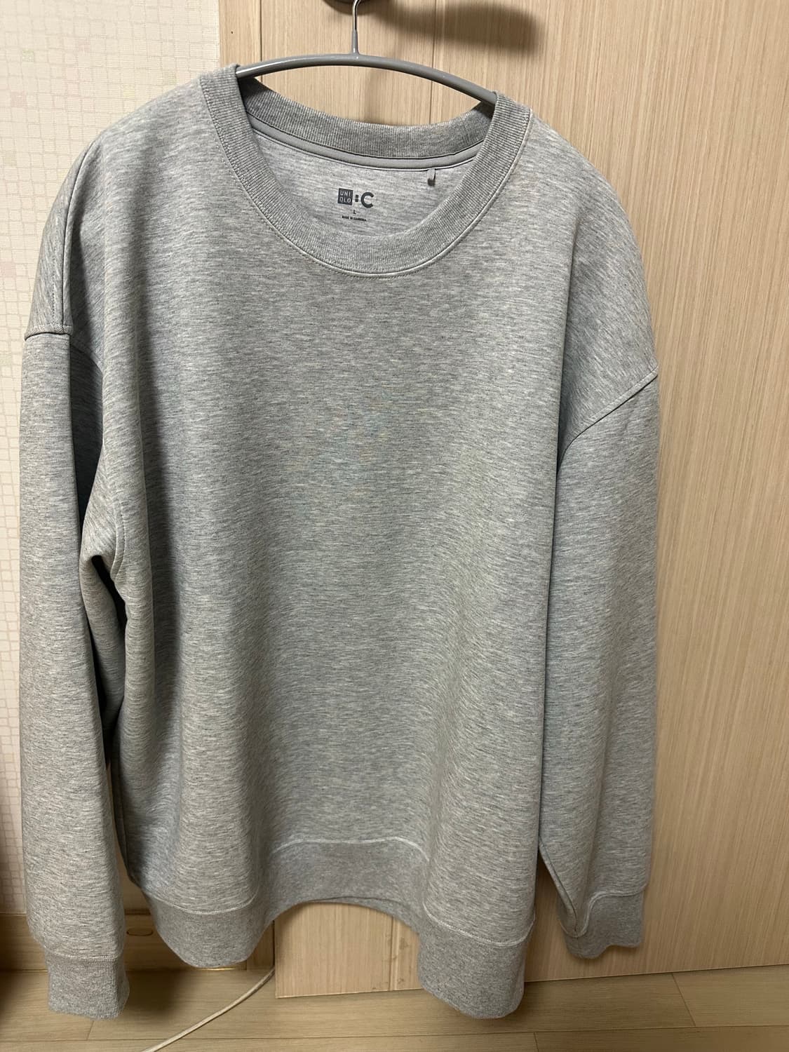 유니클로 c 맨투맨 새상품 상품이미지1