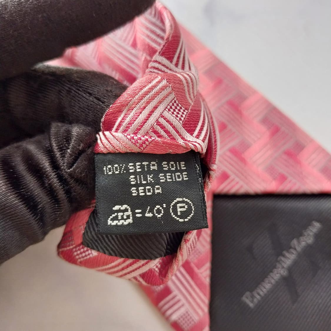 제냐 실크 레드 기하 자카드 넥타이 9.1cm A+등급 K1842
 상품이미지9