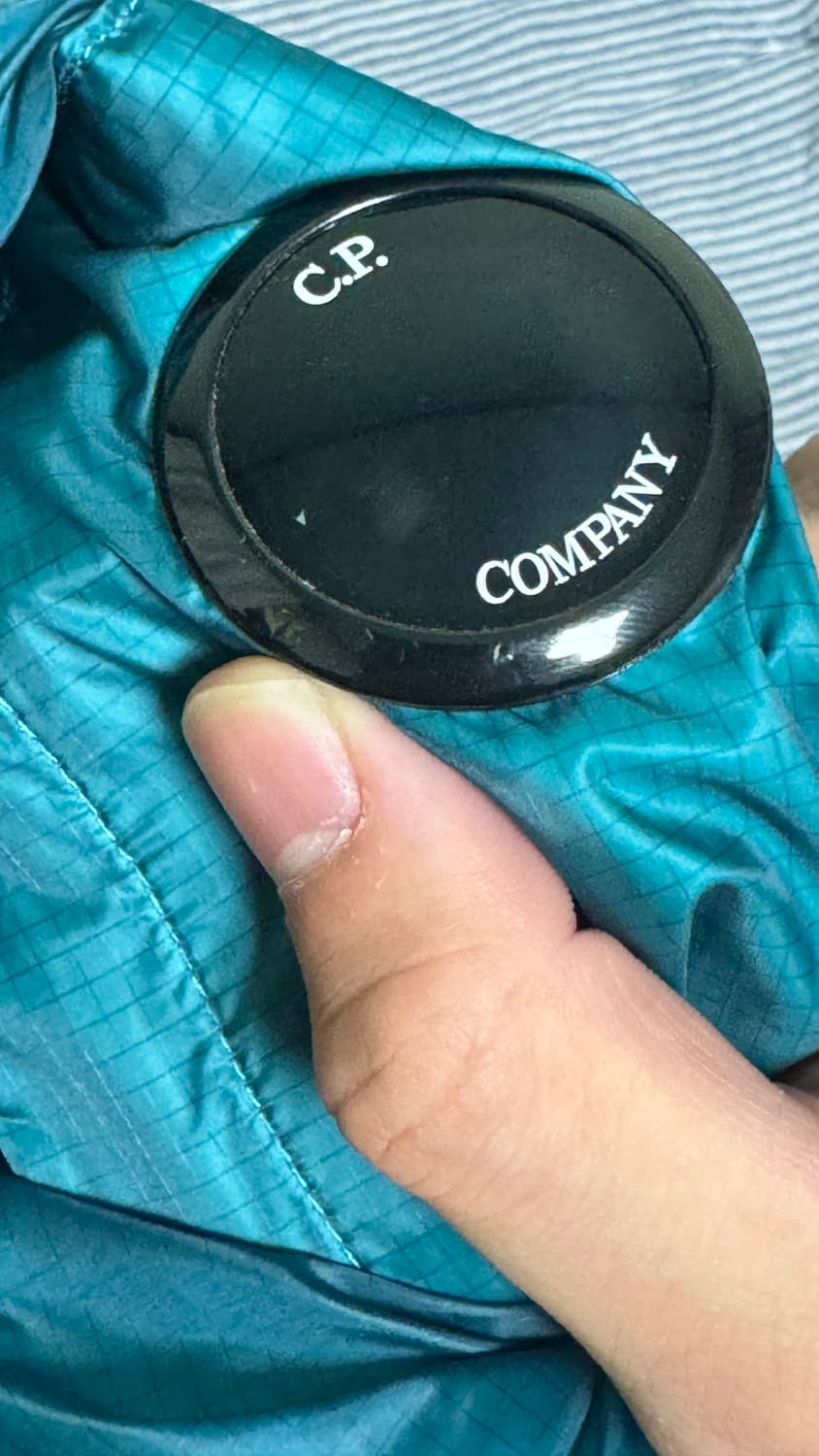 Cp컴퍼니 dd쉘 디테쳐블 패딩 상품이미지3