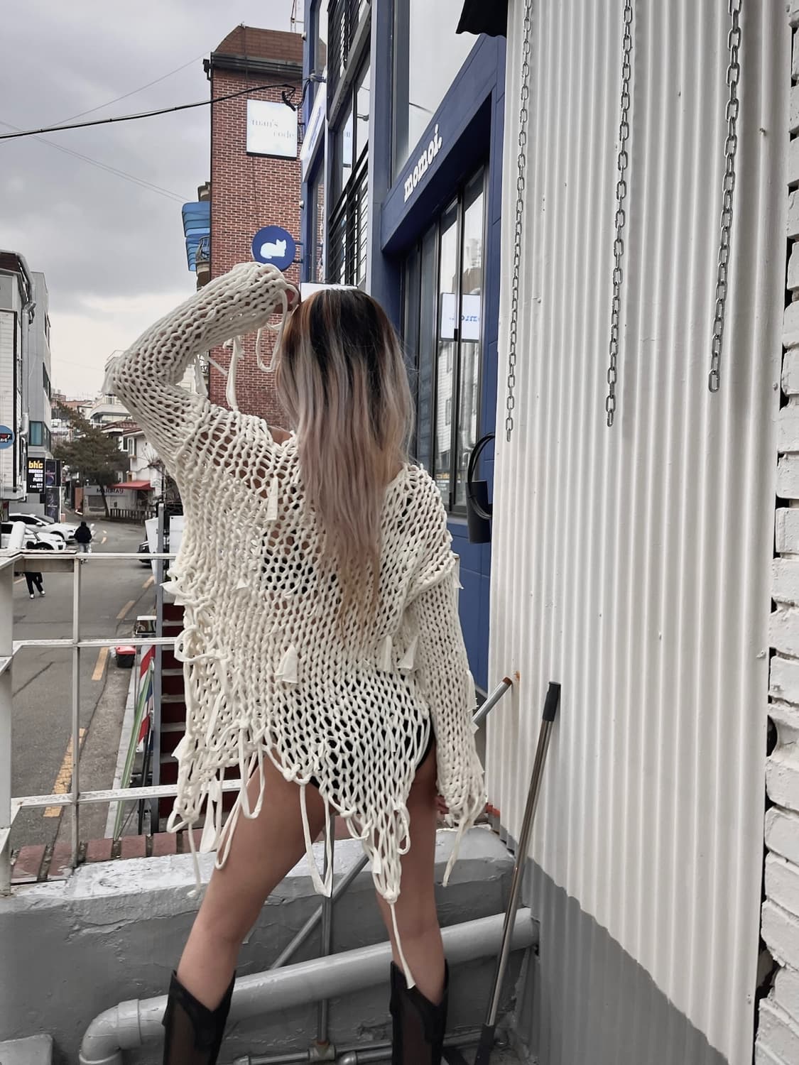 혜인서 화이트 오버핏 네트 니트 상품이미지8