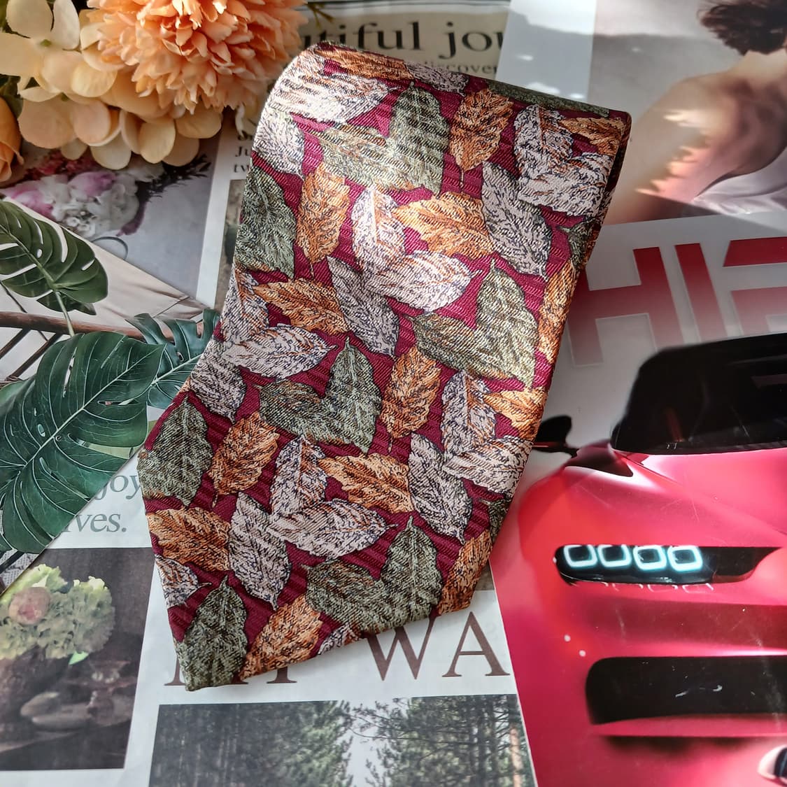 니나리치 실크 레드 리프 패턴 넥타이 9.7cm A+등급 A19769
 상품이미지2