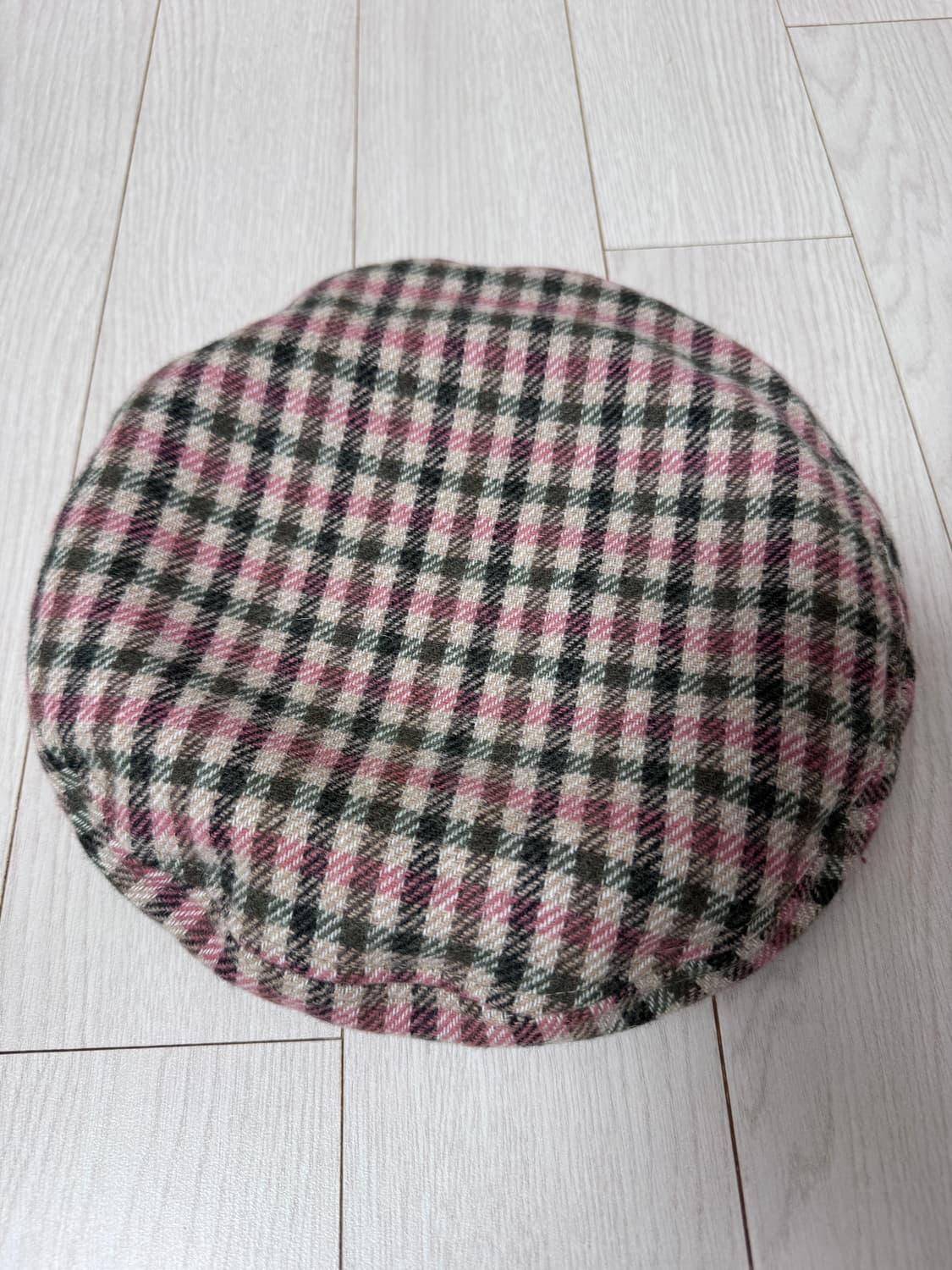 awesome needs 체크베레모 판매합니다  상품이미지2