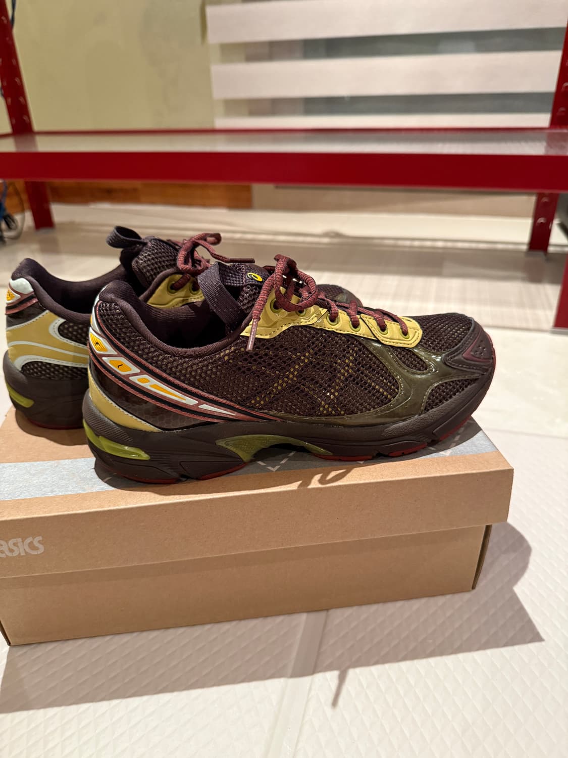 (사이즈 265) 아식스 UB4-S 젤 1130 데미타스 상품이미지2