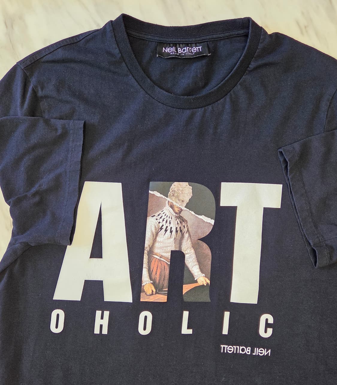 닐바렛 "ART OHOLIC" 반팔 티셔츠 상품이미지6