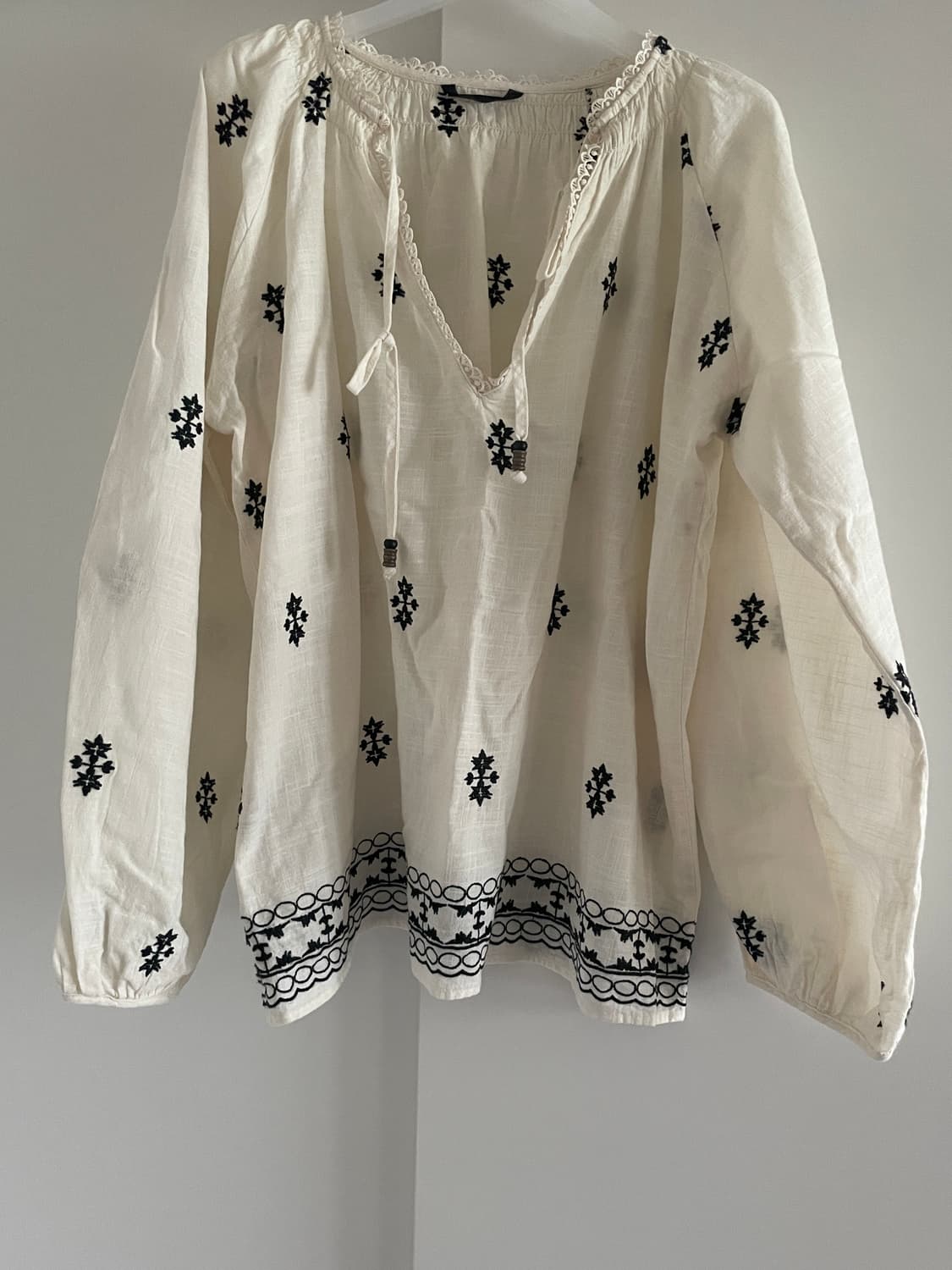 자라 자수 블라우스 상품이미지4