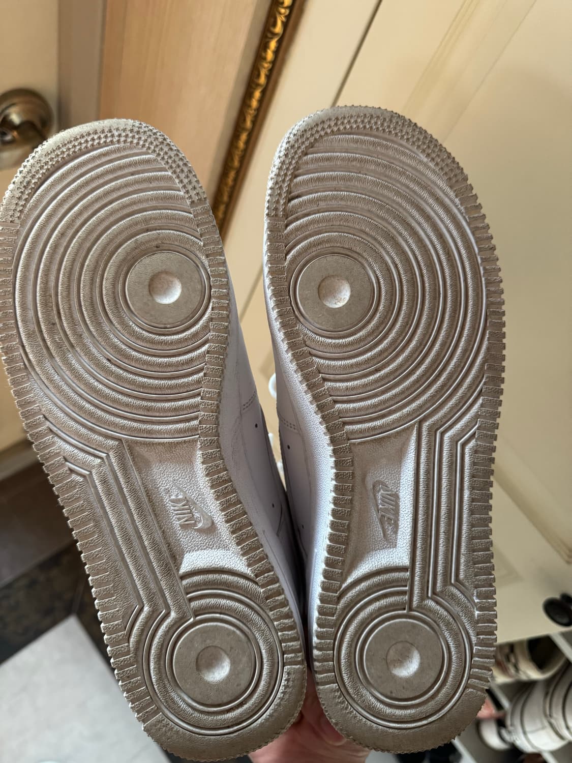 나이키 에어포스1 로우 화이트 270 상품이미지4