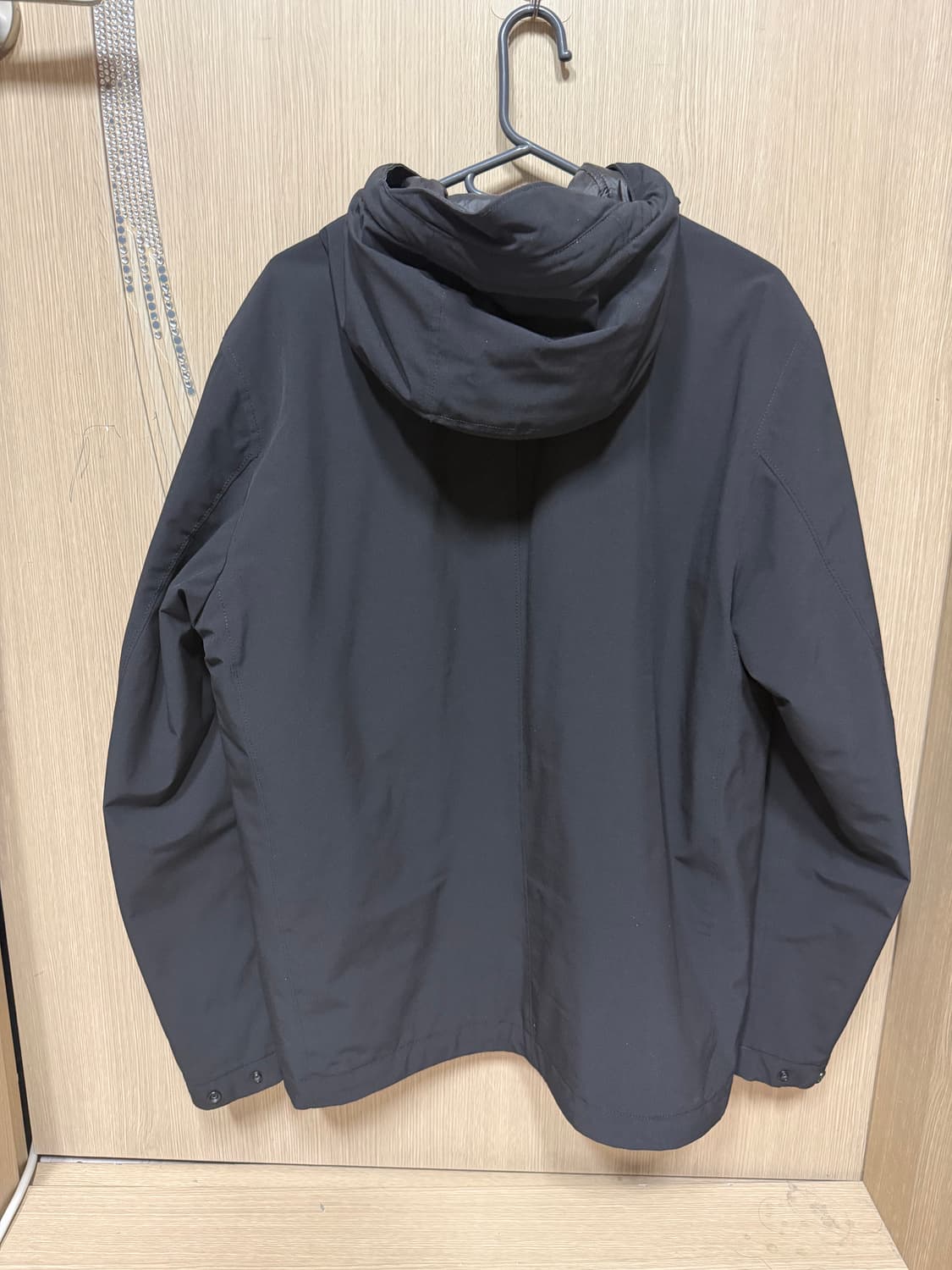 스톤아일랜드 소프트쉘 프리마로프트 자켓 블랙 m 상품이미지2