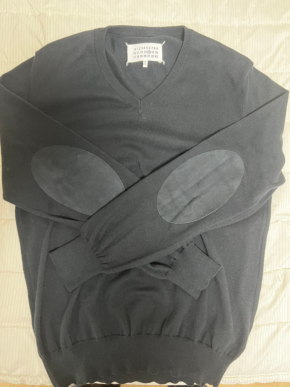 메종 마르지엘라 램스킨 엘보우 패치 니트 상품이미지1