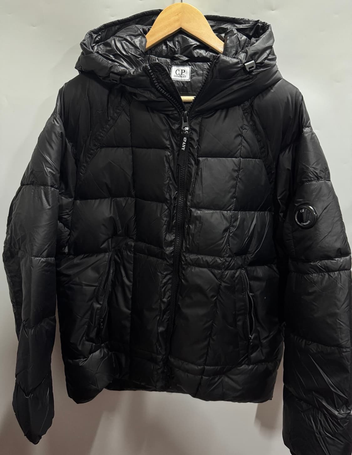 CP컴퍼니 dd쉘 패딩 블랙 상품이미지1