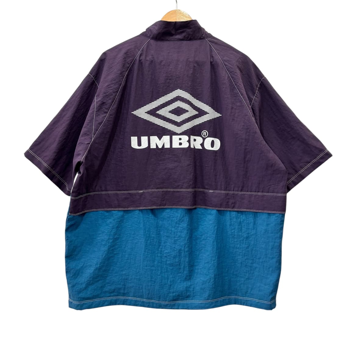 엄브로 크리스피 타슬란 반팔 스탠넥 아노락 상품이미지6