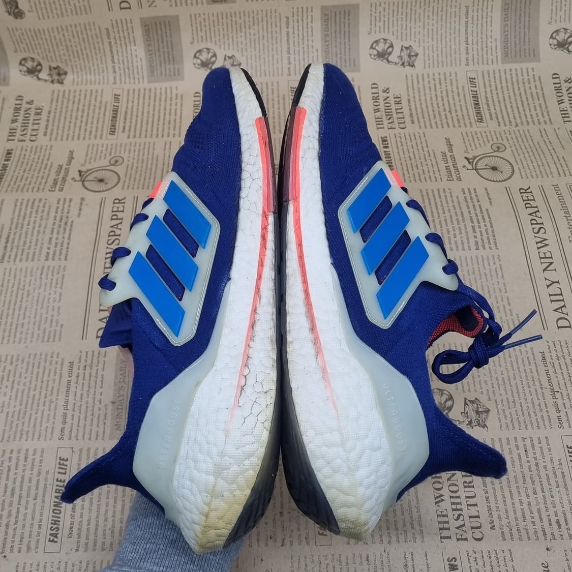 아디다스 울트라부스트 블루 운동화285 상품이미지5