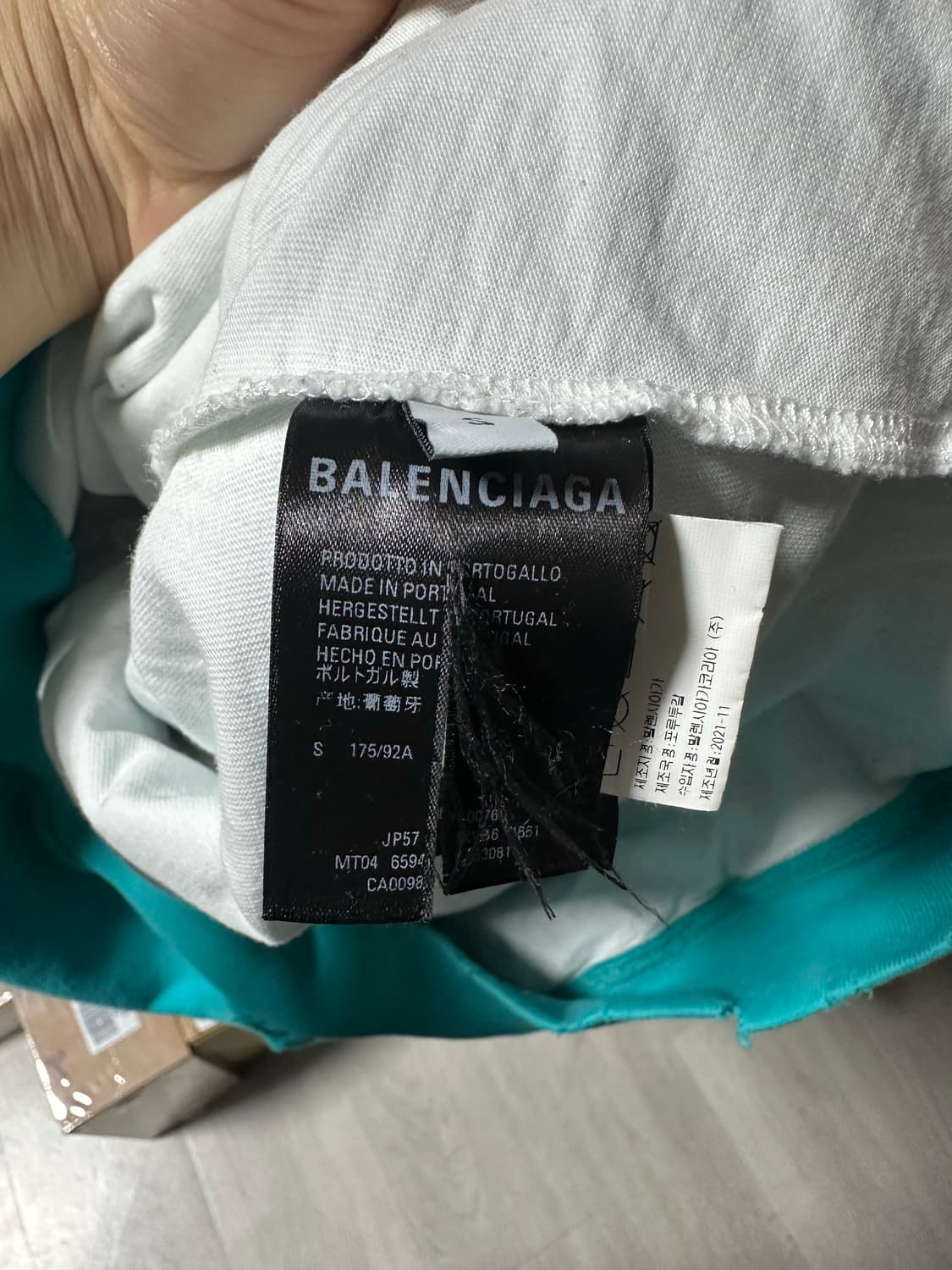 발렌시아가 디스트로이드 후드 민트 상품이미지4