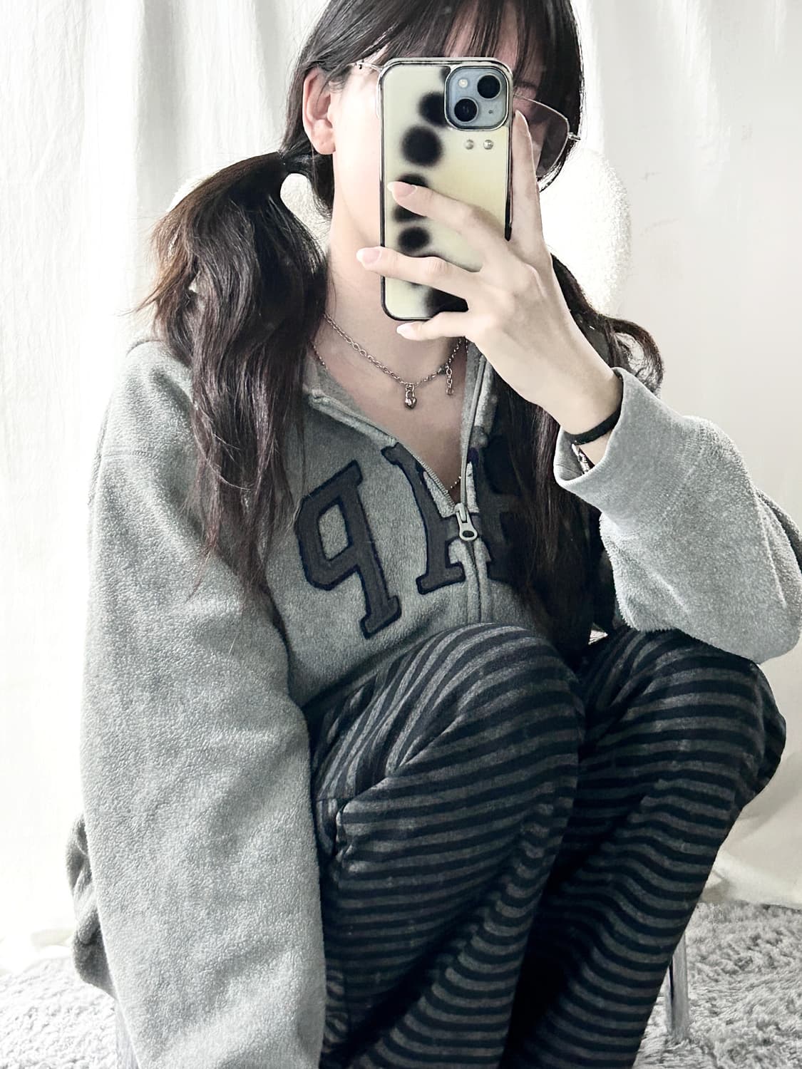 갭 빅로고 그레이 부클 후드집업 상품이미지2