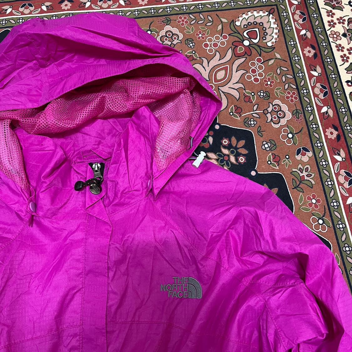 노스페이스 여성 고어텍스 후드 바람막이 자켓 L/100 상품이미지4