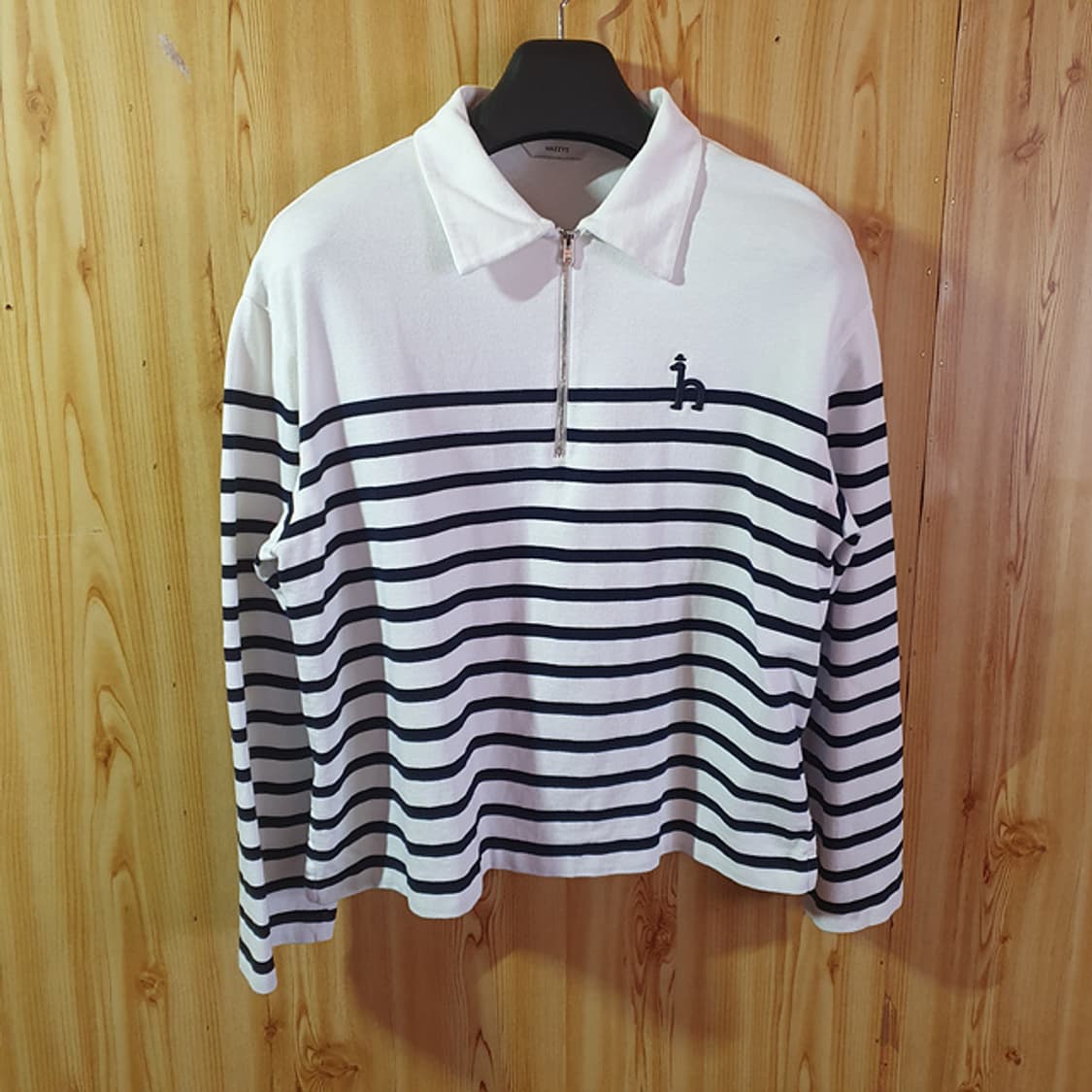 헤지스 스트라이프 배색 반집업85-160 상품이미지1