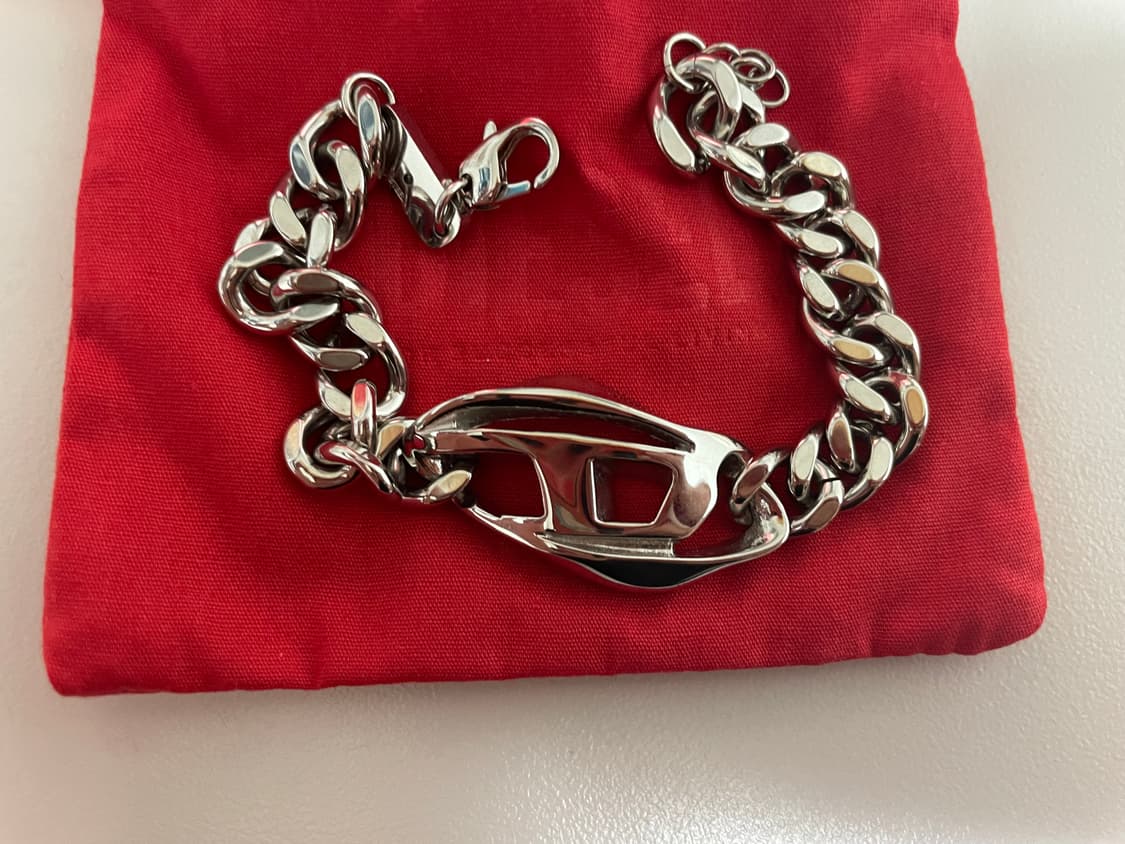 디젤 로고 팔찌 상품이미지2