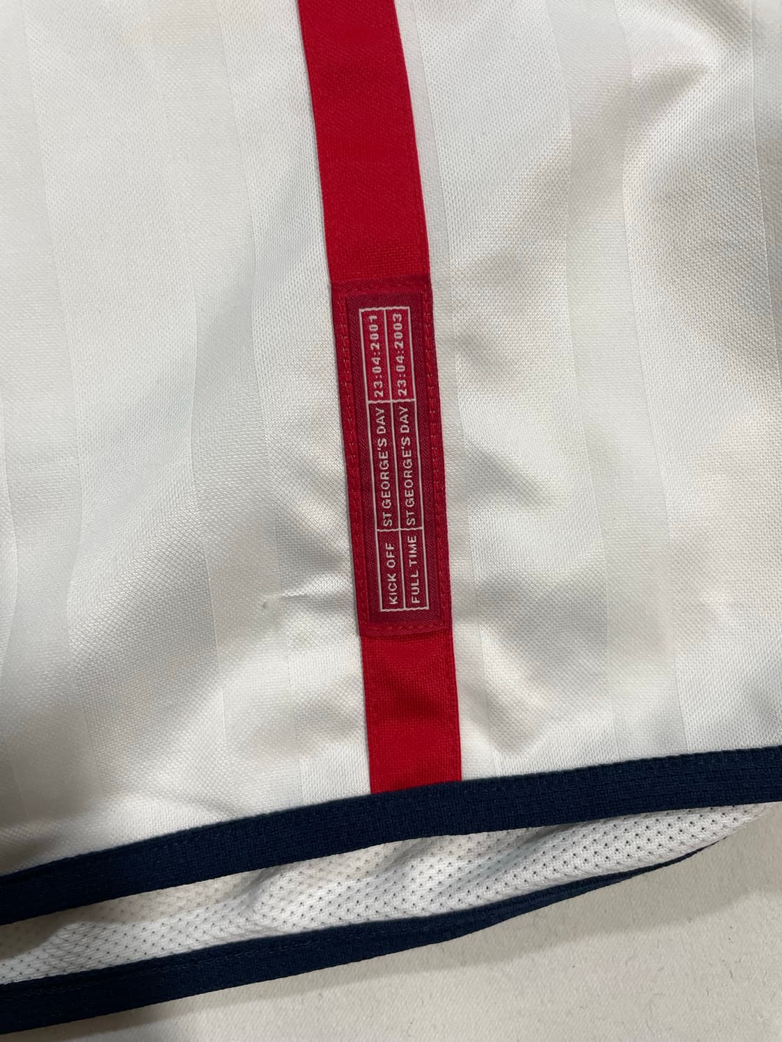 엄브로 잉글랜드 01-03 홈 유니폼  상품이미지6