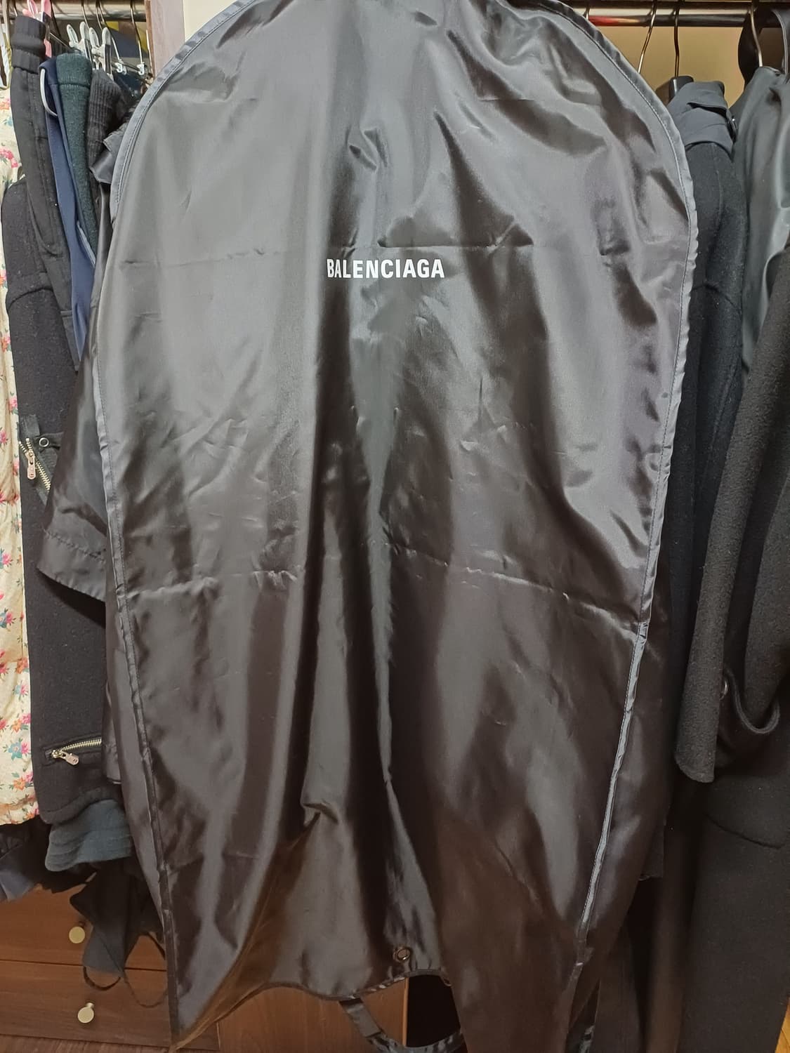 발렌시아가 테이프 윈드브레이커자켓 상품이미지2