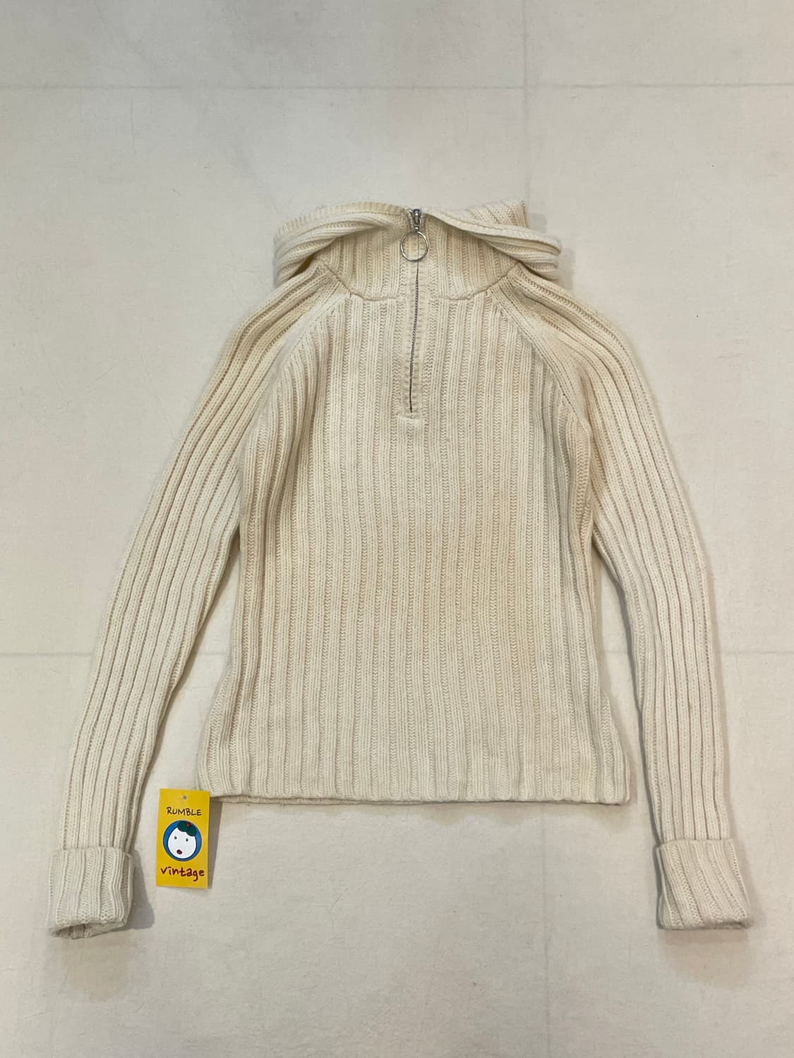 질스튜어트 하프집업 후드니트 상품이미지1