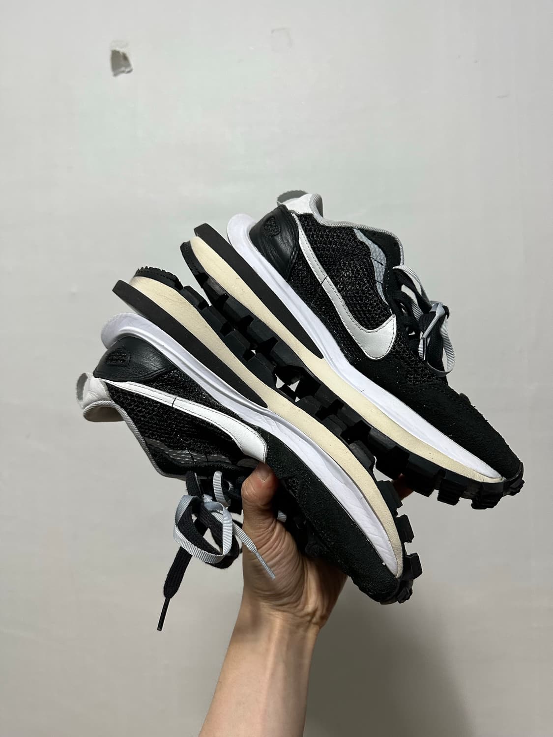 나이키 사카이 베이퍼와플 블랙 화이트 상품이미지3