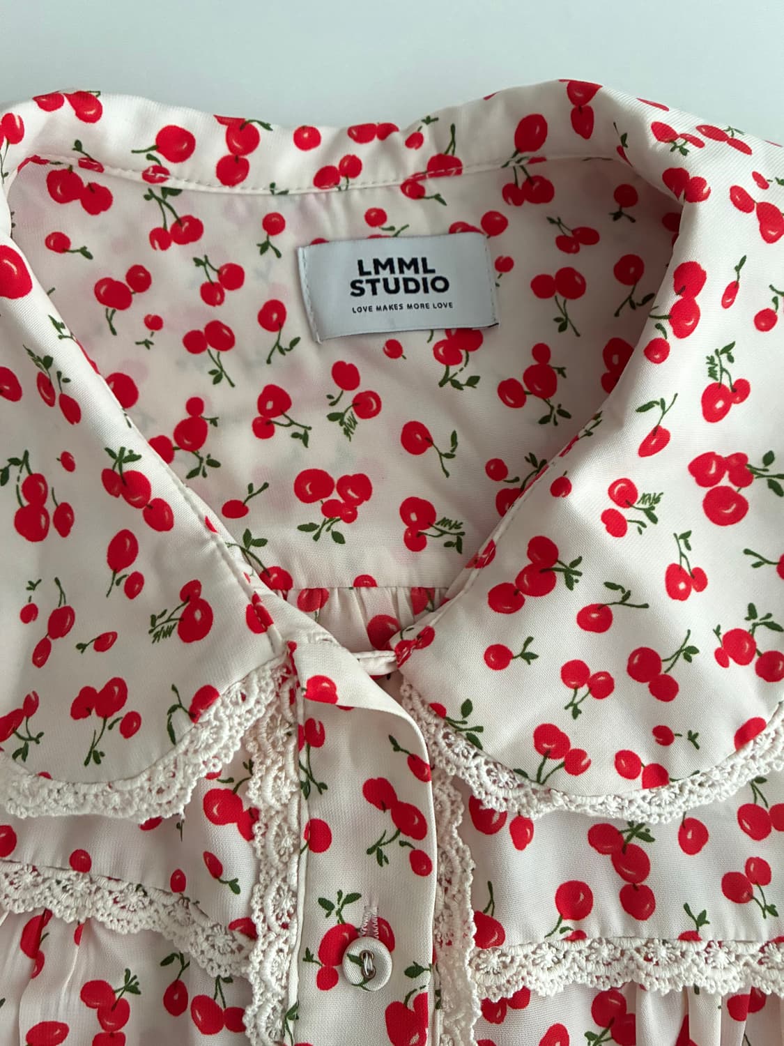 F) LMML 스튜디오 체리 패턴 레이스 블라우스 상품이미지5