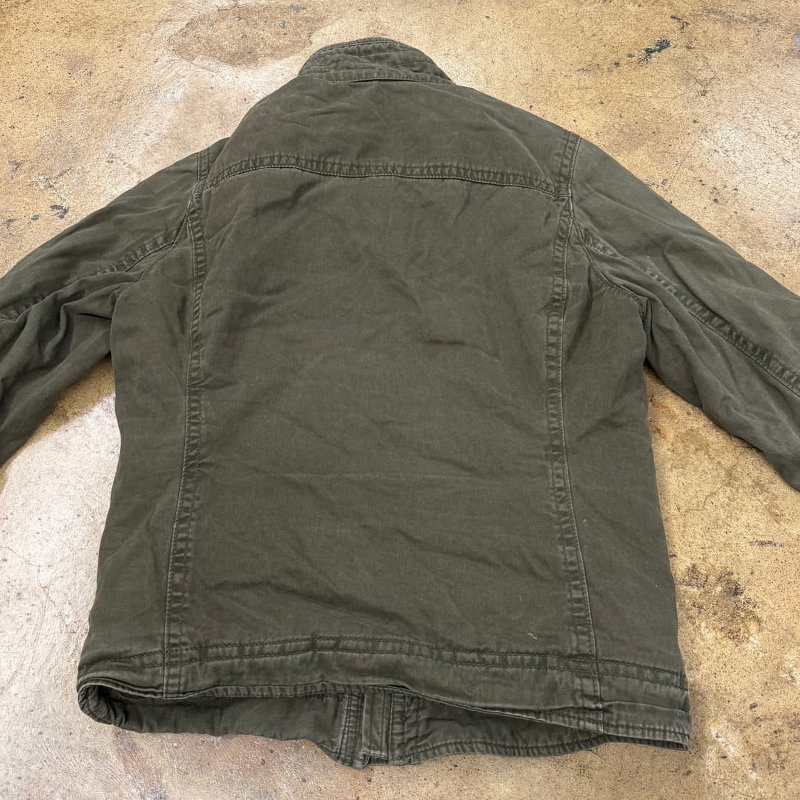 홀리스터 카키 울프 집업 자켓  상품이미지4