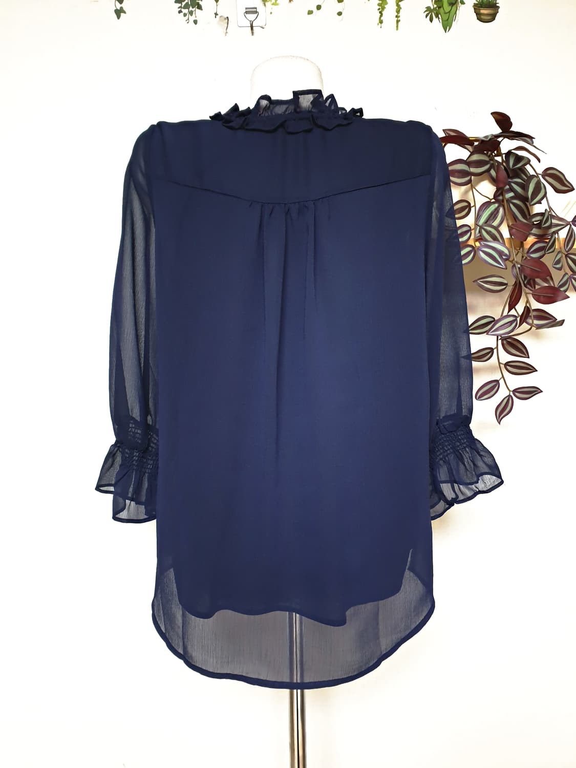 TAGME 시스루팔 프릴넥 블라우스 55 네이비 상품이미지2