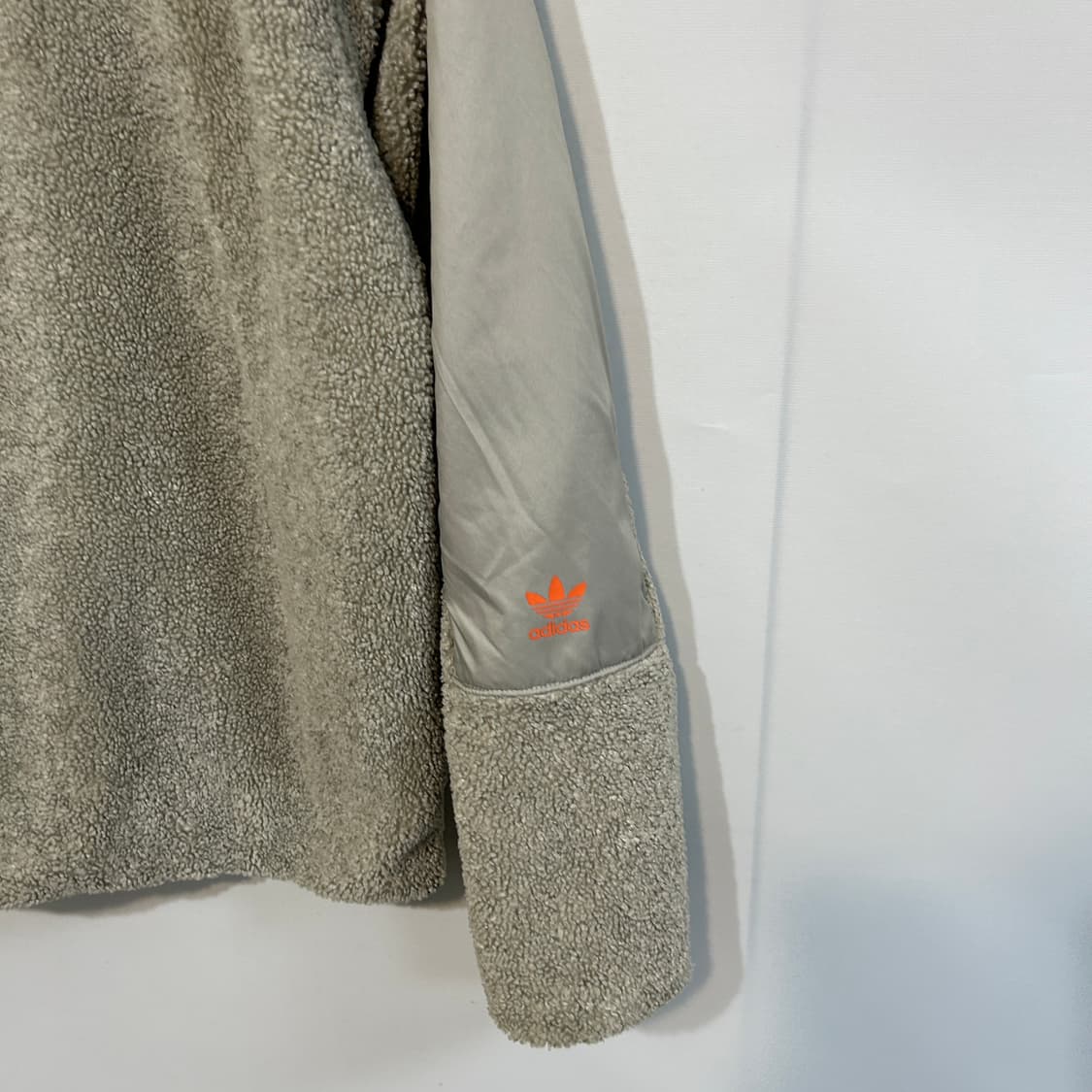 아디다스 남성 뽀글이 후리스 M 상품이미지4