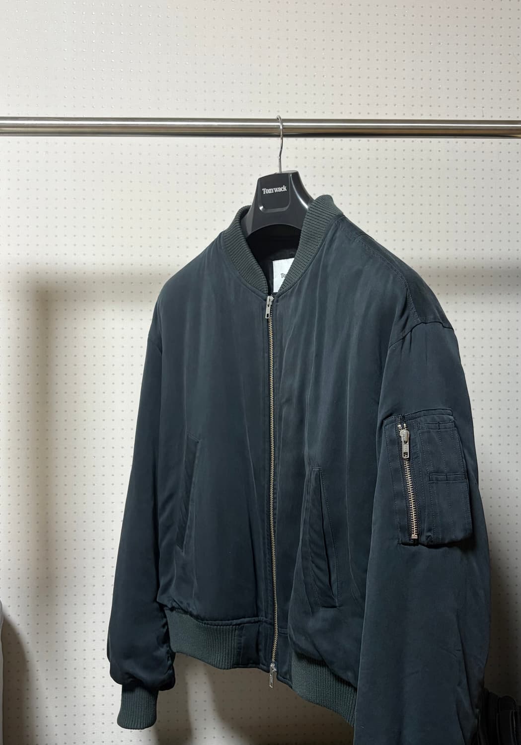 [TONYWACK]토니웩 레이온 트윌 봄버자켓 상품이미지3