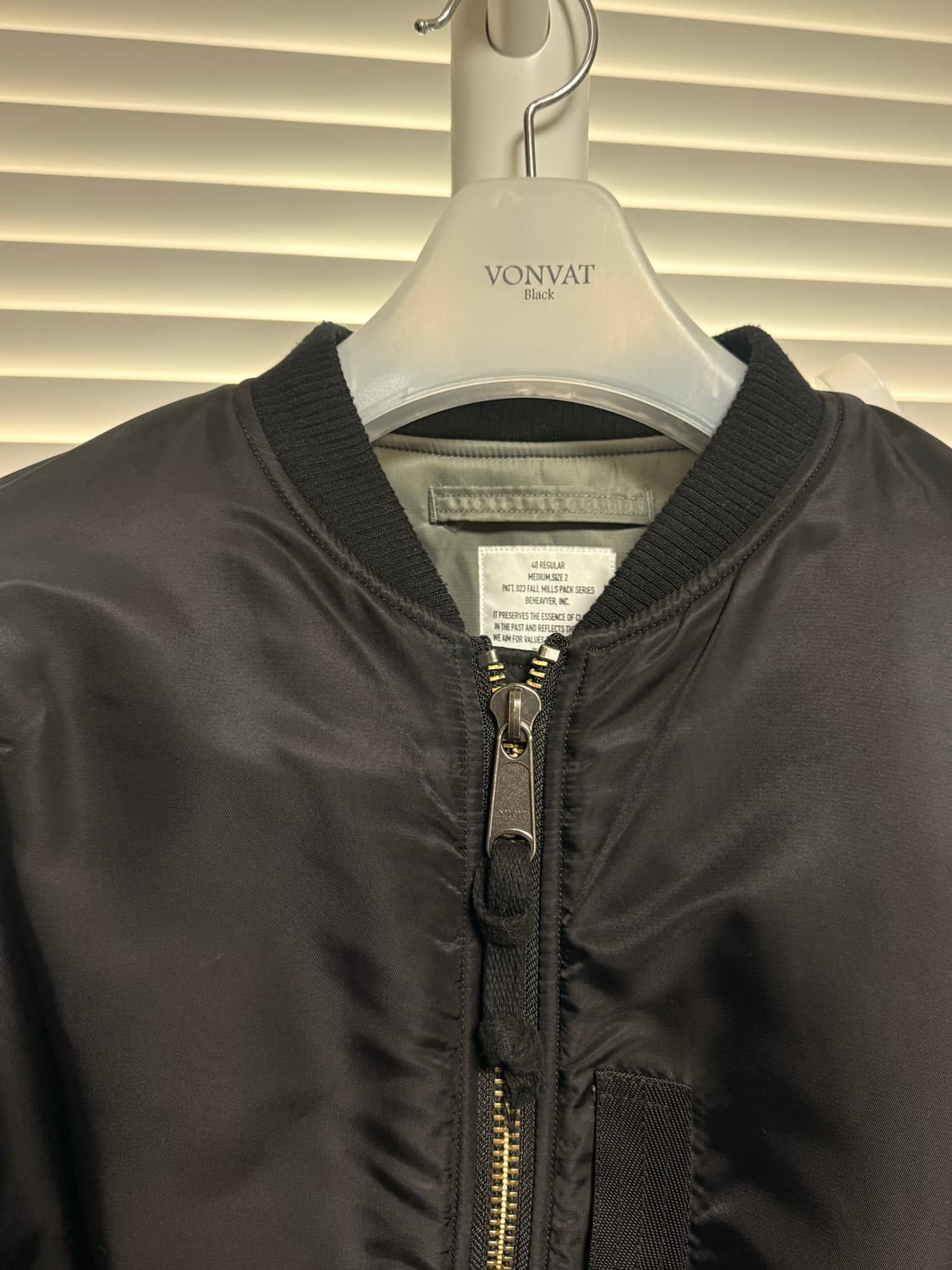 비헤비어 MA1 리버시블 블랙컬러 2사이즈 상품이미지4