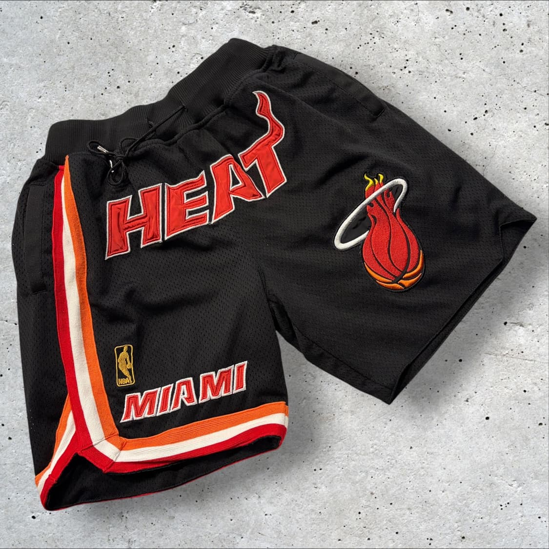 [S] 저스트돈 NBA 마이애미 히트 반바지 블랙 D700 상품이미지1